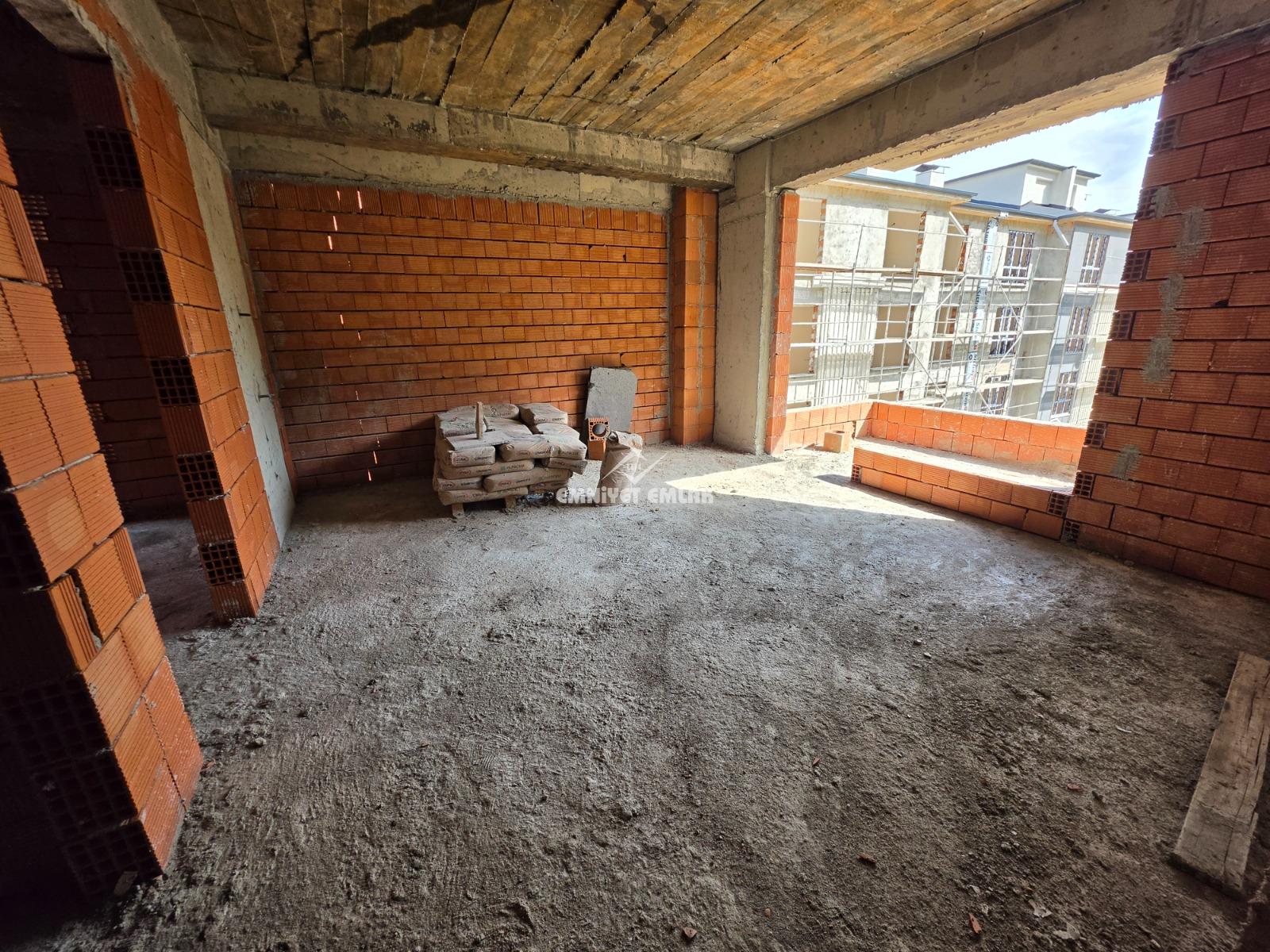Kdz. Ereğli Kırmacı Okullar Bölgesi’nde Havuzlu 1+1 Satılık Daire