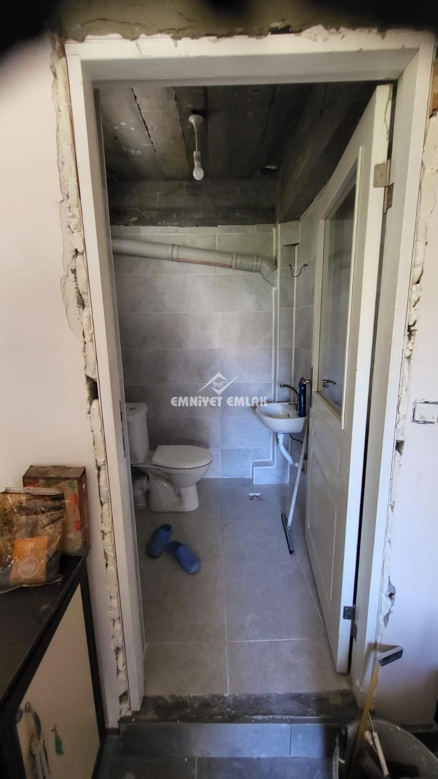 Kepez Dağ Evleri’nde 70 m² Kiralık İş Yeri