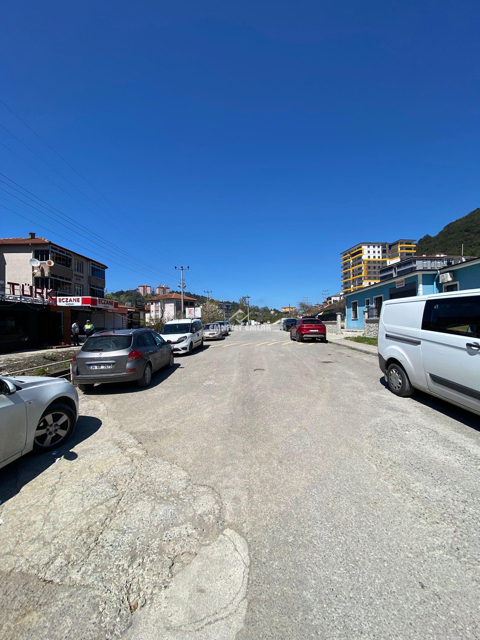 KEMER MEVKİİ’NDE SIFIR 1+1 EŞYALI KİRALIK DAİRE