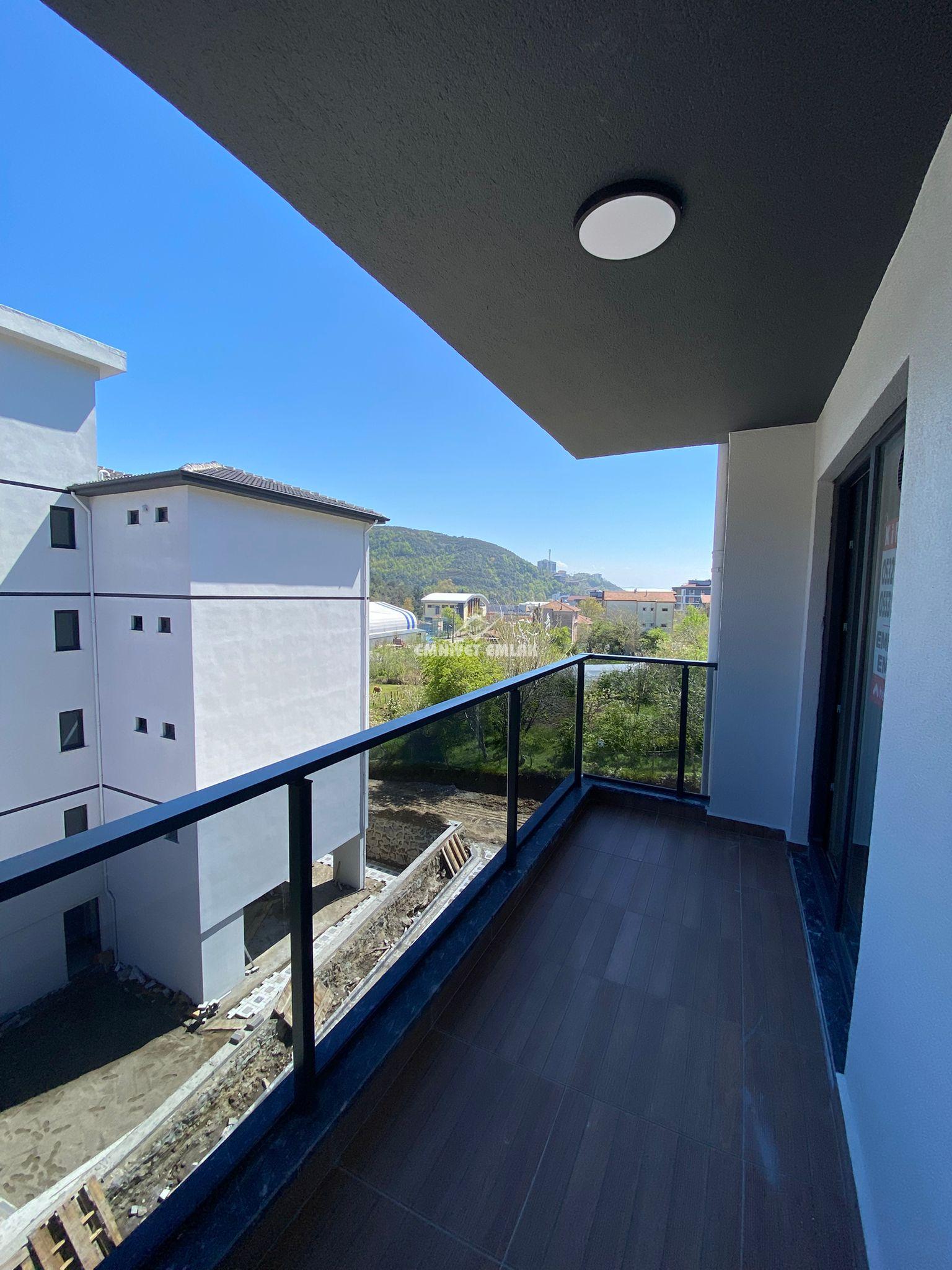KEMER MEVKİİ’NDE SIFIR 1+1 EŞYALI KİRALIK DAİRE
