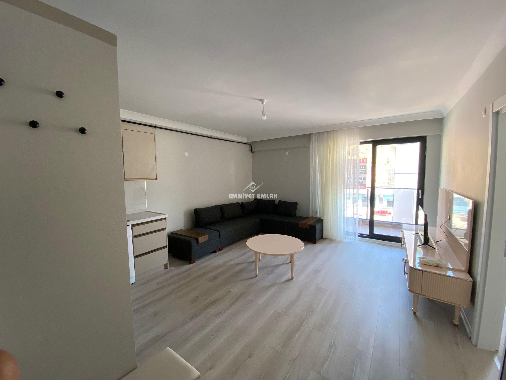 KEMER MEVKİİ’NDE SIFIR 1+1 EŞYALI KİRALIK DAİRE