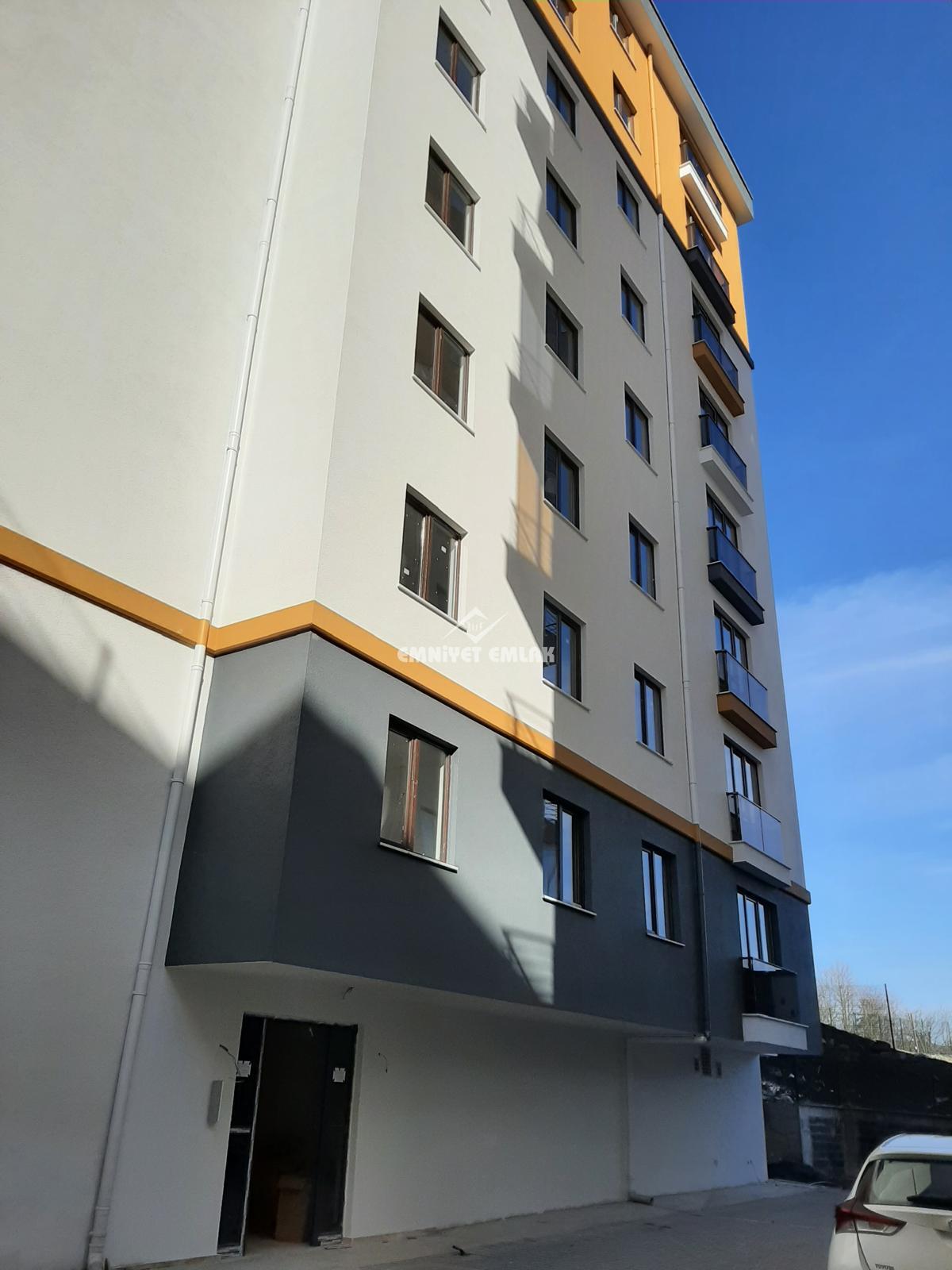 Kepez Polis Noktası Mevkii Satılık 3+1 Daire