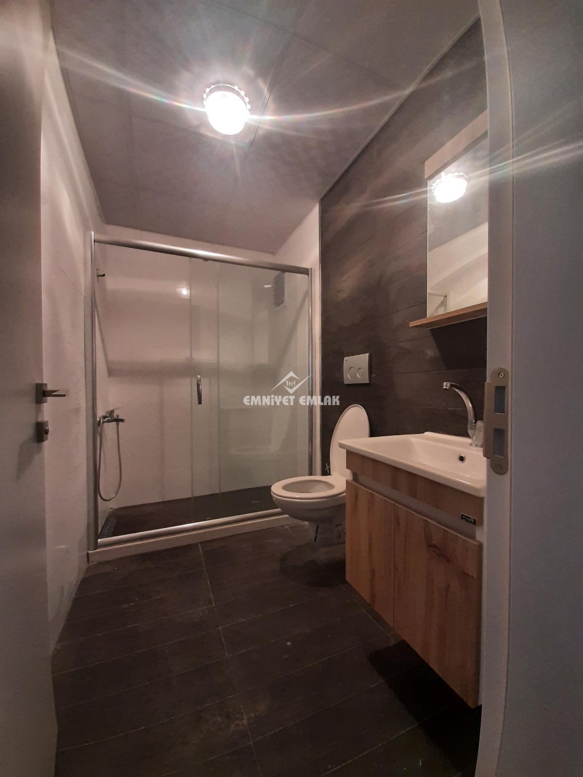 Kepez Polis Noktası Mevkii Satılık 3+1 Daire