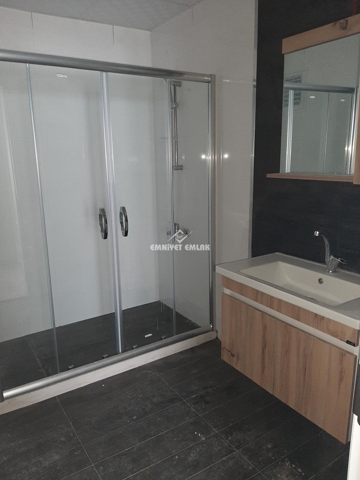 Kepez Polis Noktası Mevkii Satılık 3+1 Daire