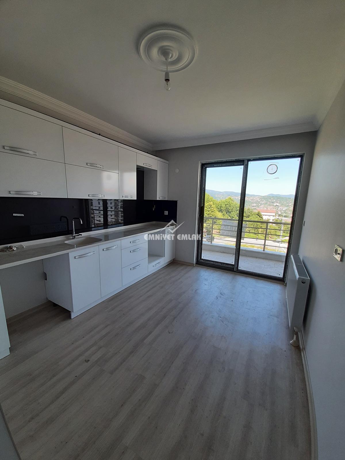Kepez Polis Noktası Mevkii Satılık 3+1 Daire