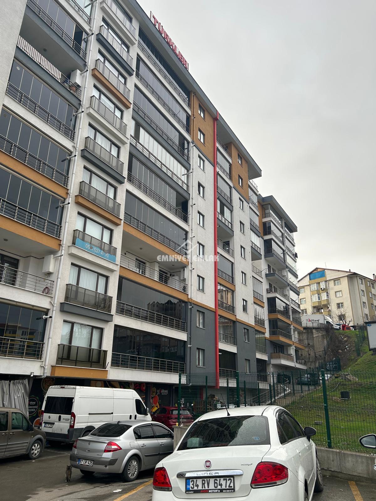 Kepez Polis Noktası Mevkii Satılık 3+1 Daire