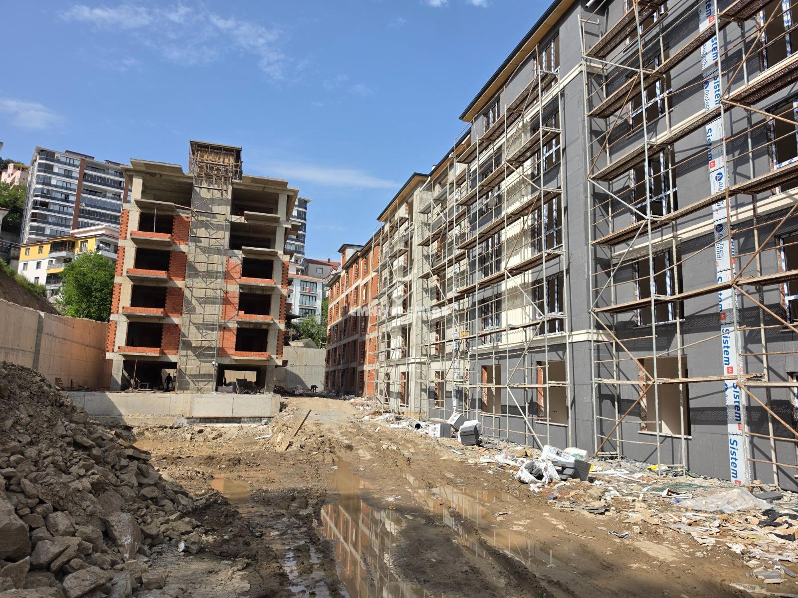 Kdz. Ereğli Kırmacı Okullar Bölgesi’nde Havuzlu 1+1 Satılık Daire