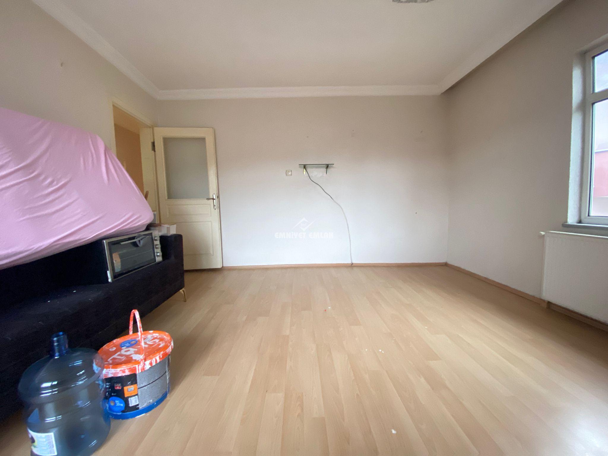 Kdz. Ereğli Karga Mahallesinde Çarşıya Yakın 3+1 Kiralık Daire
