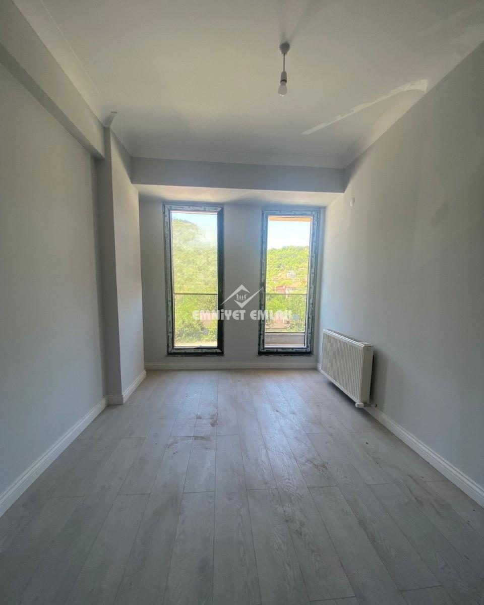 KDZ EREĞLİ KEMER ANAYOL ÜZERİNDE HAVUZLU 1+1 SATILIK SIFIR DAİRE