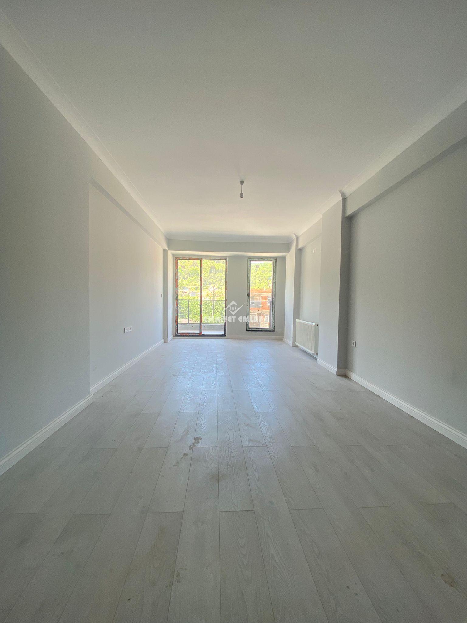 KDZ EREĞLİ KEMER ANAYOL ÜZERİNDE HAVUZLU 2+1 SATILIK SIFIR DAİRE