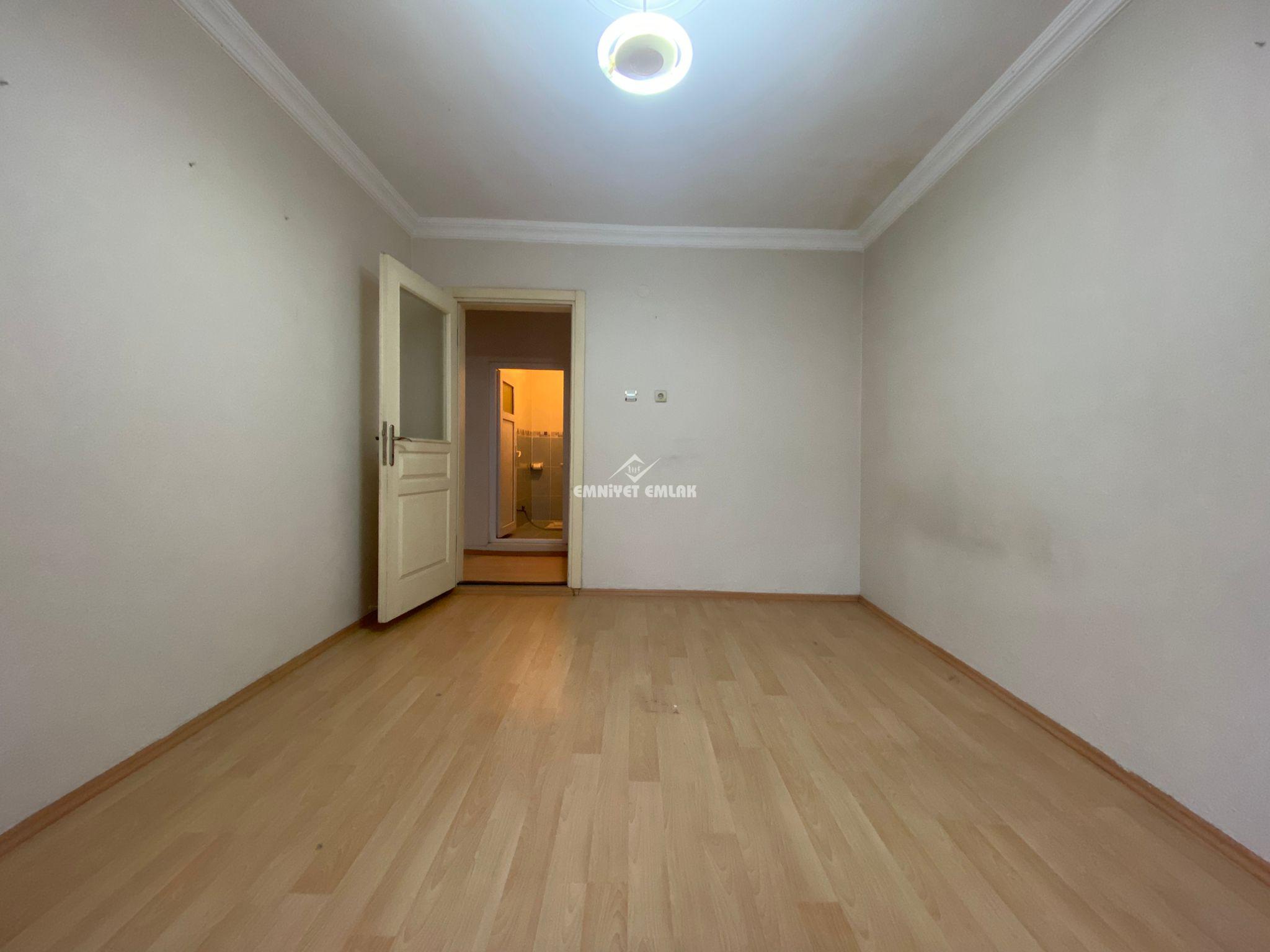 Kdz. Ereğli Karga Mahallesinde Çarşıya Yakın 3+1 Kiralık Daire