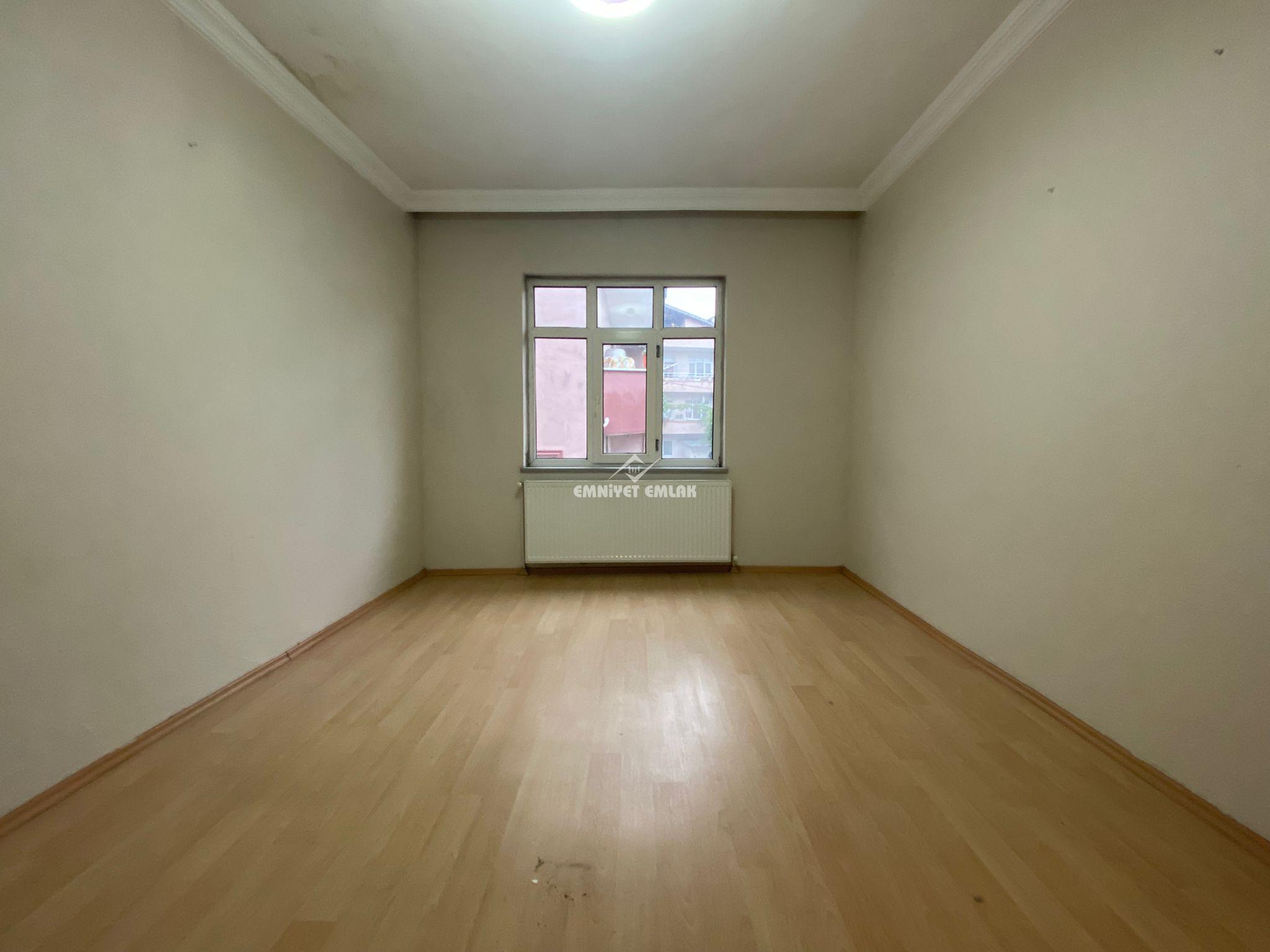Kdz. Ereğli Karga Mahallesinde Çarşıya Yakın 3+1 Kiralık Daire