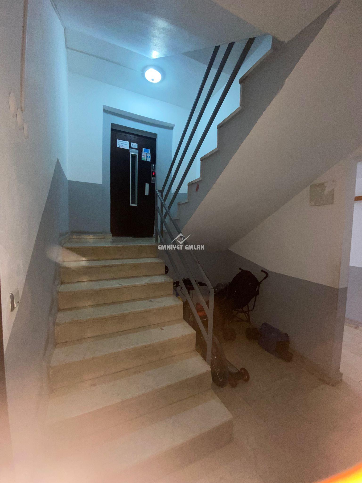 KDZ EREĞLİ ÇARŞI MERKEZ BEYÇAYIRI STADI BÖLGESİNDE 3+1 EŞYALI / EŞYASIZ KİRALIK DAİRE
