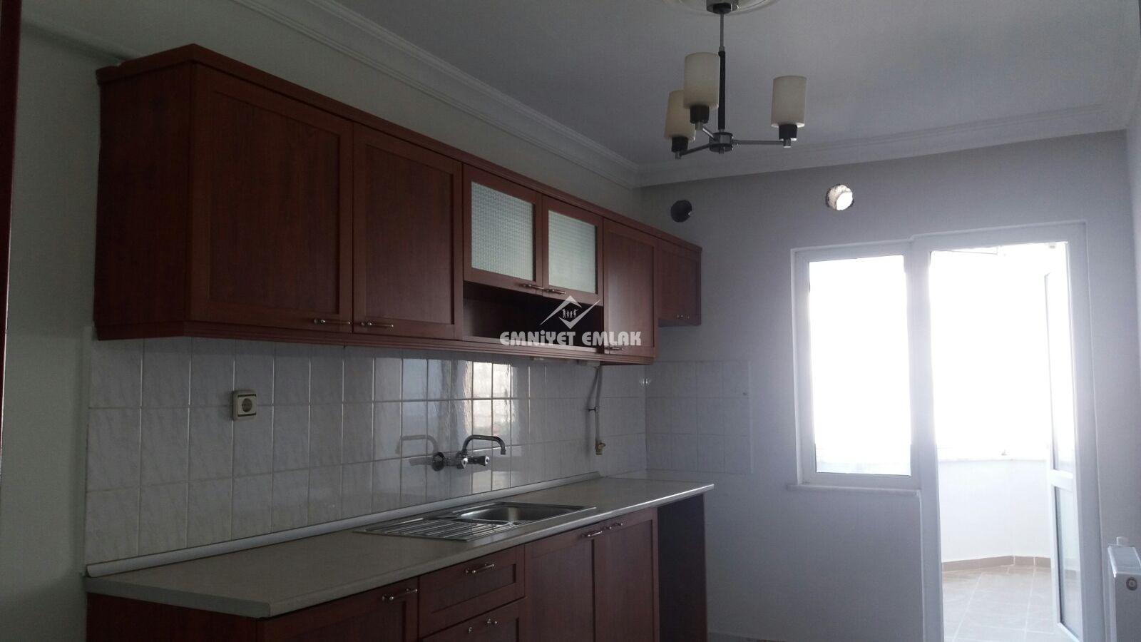 KDZ EREĞLİ ÖMERLİ KAYNARCA KONUTLARINDA 3+1 SATILIK FIRSAT DAİRE