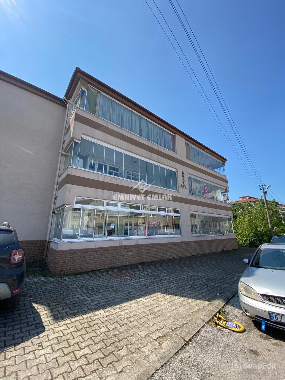 KAVAKLIK MAHALLESİNDE KİRALIK 2+1 DAİRE