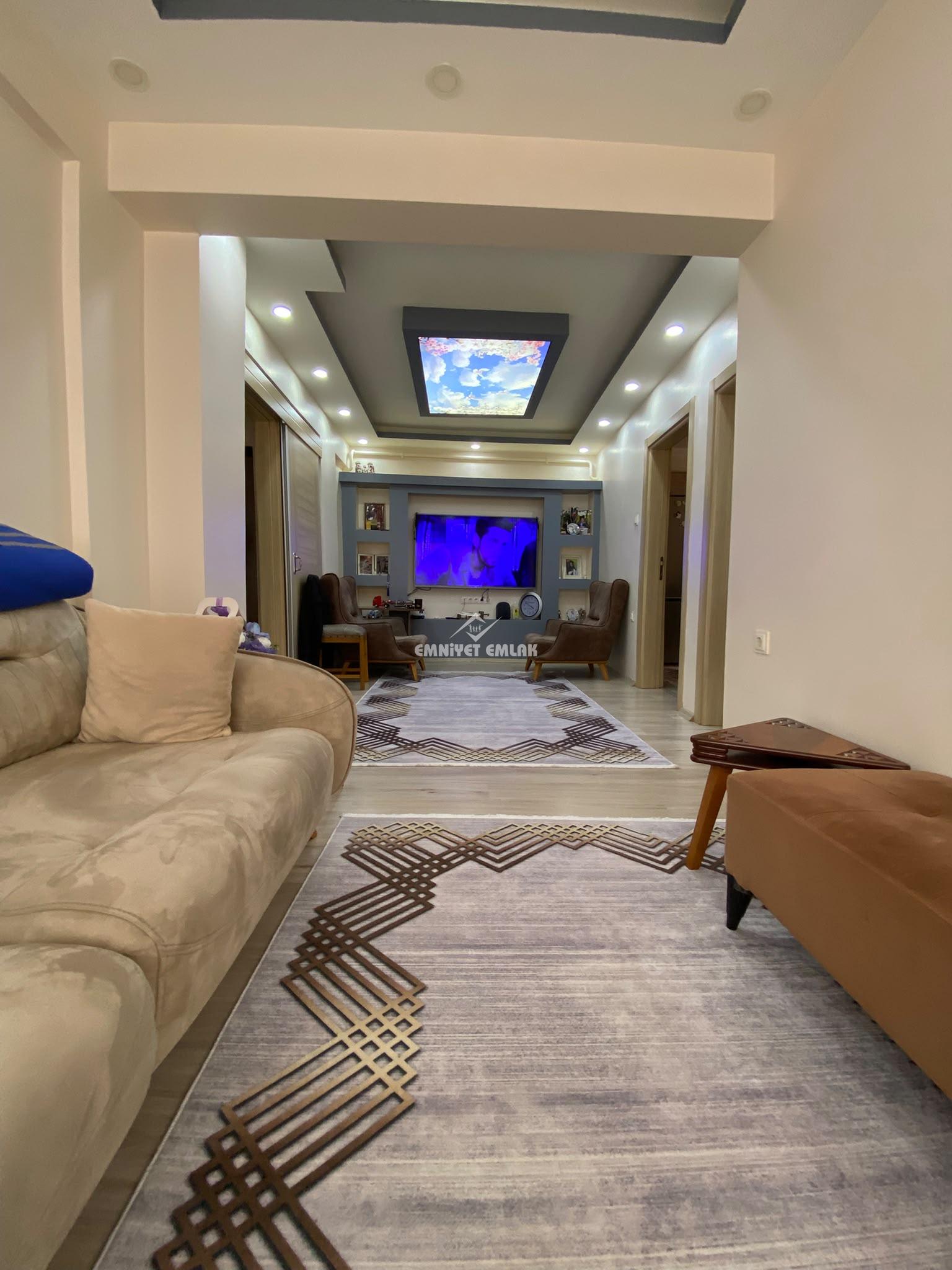 KDZ EREĞLİ MÜFTÜ MAHALLESİ İSTANBUL YOL AYRIMI MEVKİİ 2+1 SATILIK DAİRE