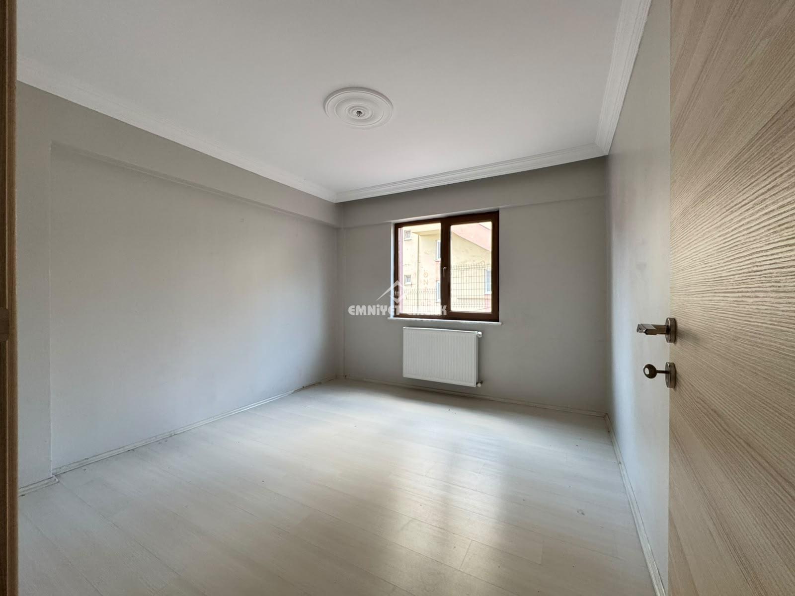 KDZ EREĞLİ KEPEZ MAHALLESİ ANAYOLA YAKIN  EBEVEYN BANYOLU 3+1 KİRALIK DAİRE