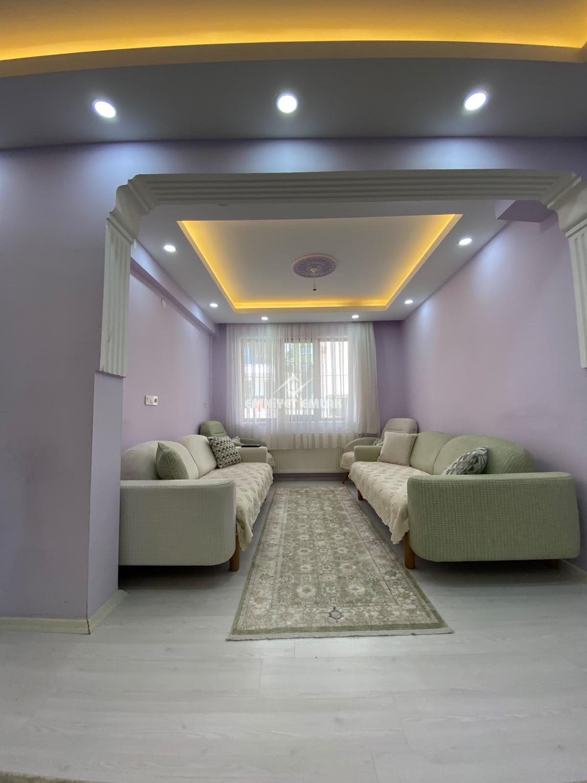 KDZ EREĞLİ HATİP SOKAKTA 2+1 EBEVEYN BANYOLU SATILIK DAİRE