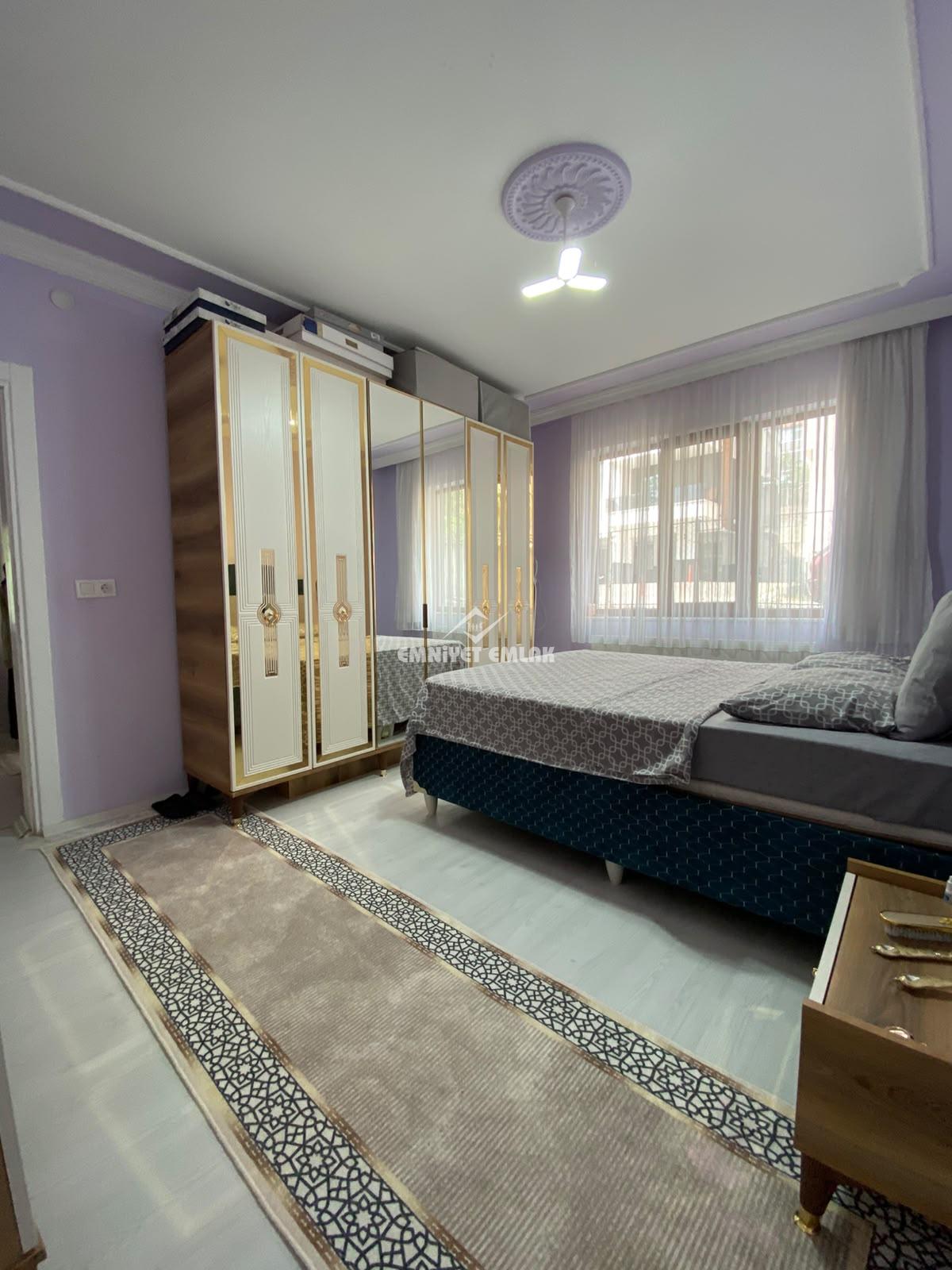 KDZ EREĞLİ HATİP SOKAKTA 2+1 EBEVEYN BANYOLU SATILIK DAİRE