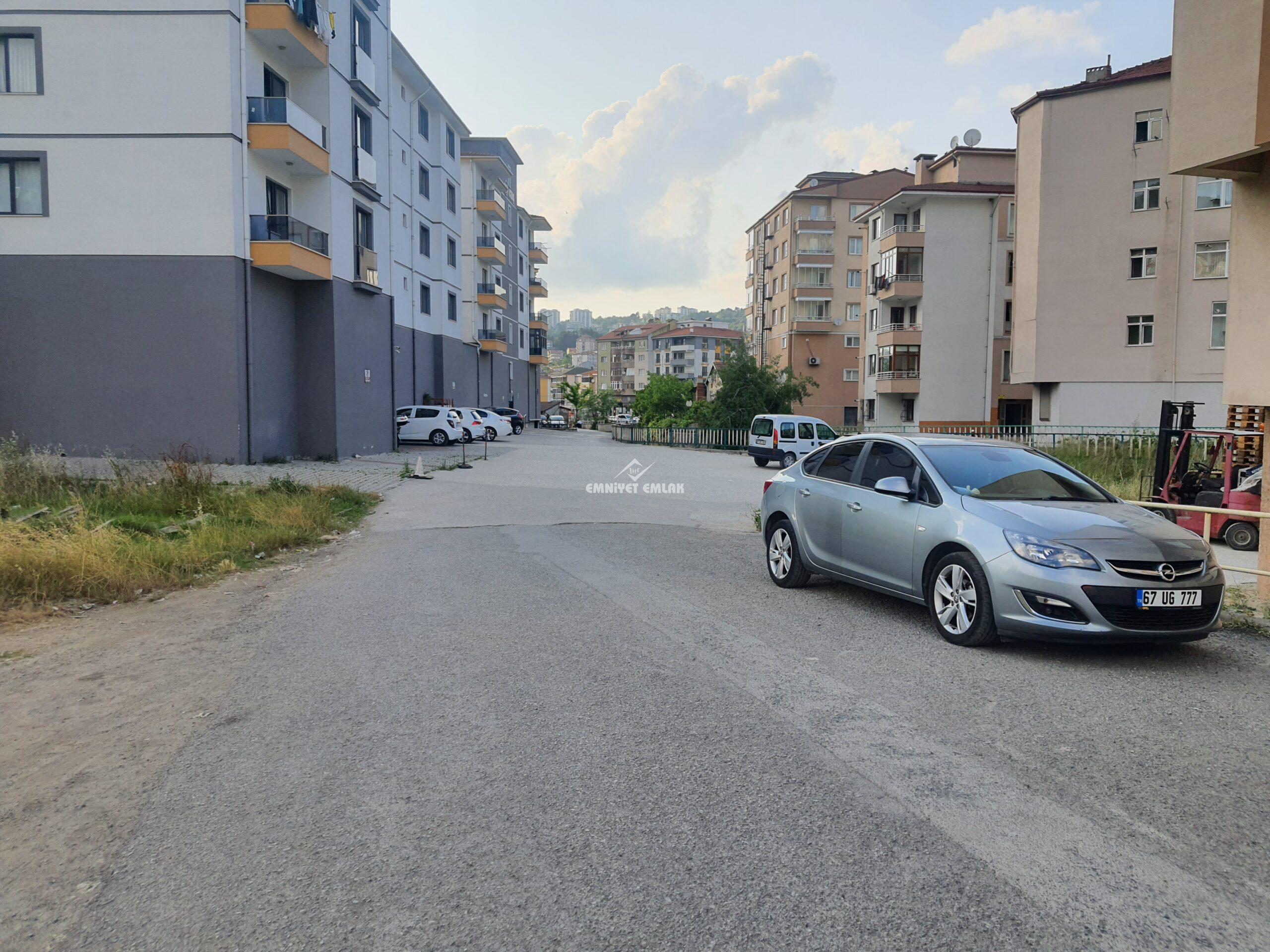 EREĞLİ KEPEZ MAH. SOLAK YOL AYRIMINDA EŞYALI SATILIK 1+1 DAİRE