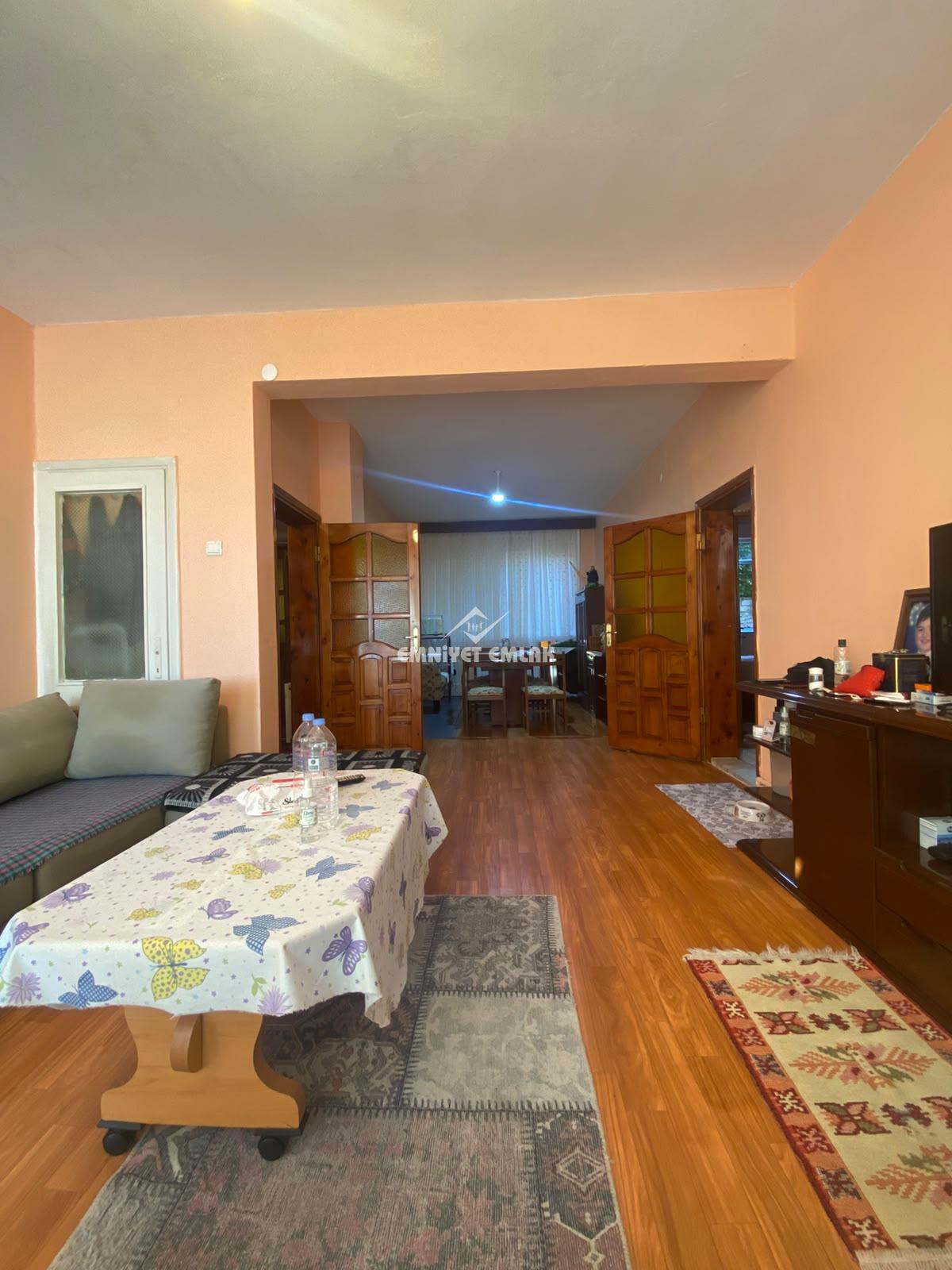 KDZ EREĞLİ KADITARLASI SALI PAZARI MEVKİİ 2+1 SATILIK DAİRE