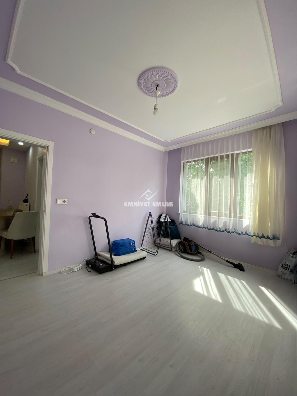 KDZ EREĞLİ HATİP SOKAKTA 2+1 EBEVEYN BANYOLU SATILIK DAİRE