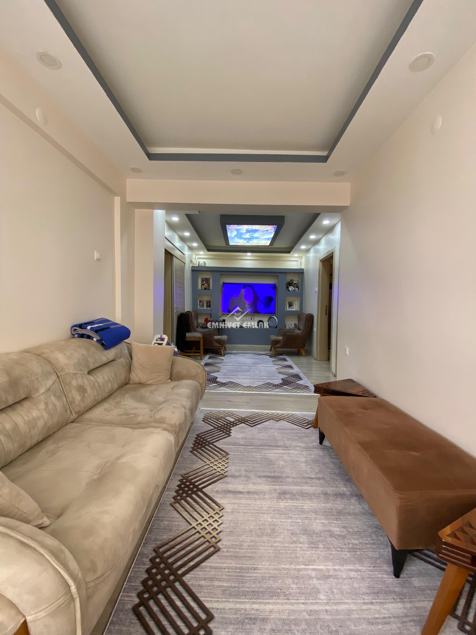 KDZ EREĞLİ MÜFTÜ MAHALLESİ İSTANBUL YOL AYRIMI MEVKİİ 2+1 SATILIK DAİRE