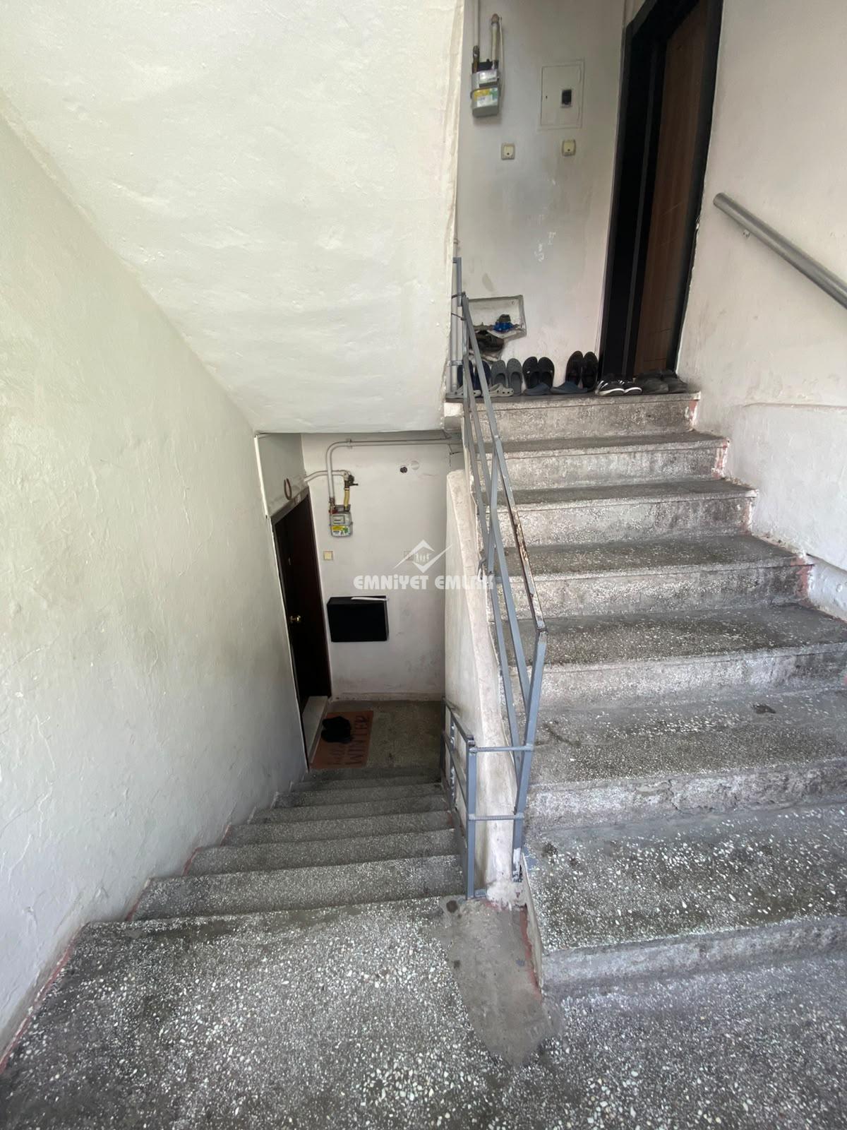 KDZ EREĞLİ MÜFTÜ MAHALLESİ İSTANBUL YOL AYRIMI MEVKİİ 2+1 SATILIK DAİRE