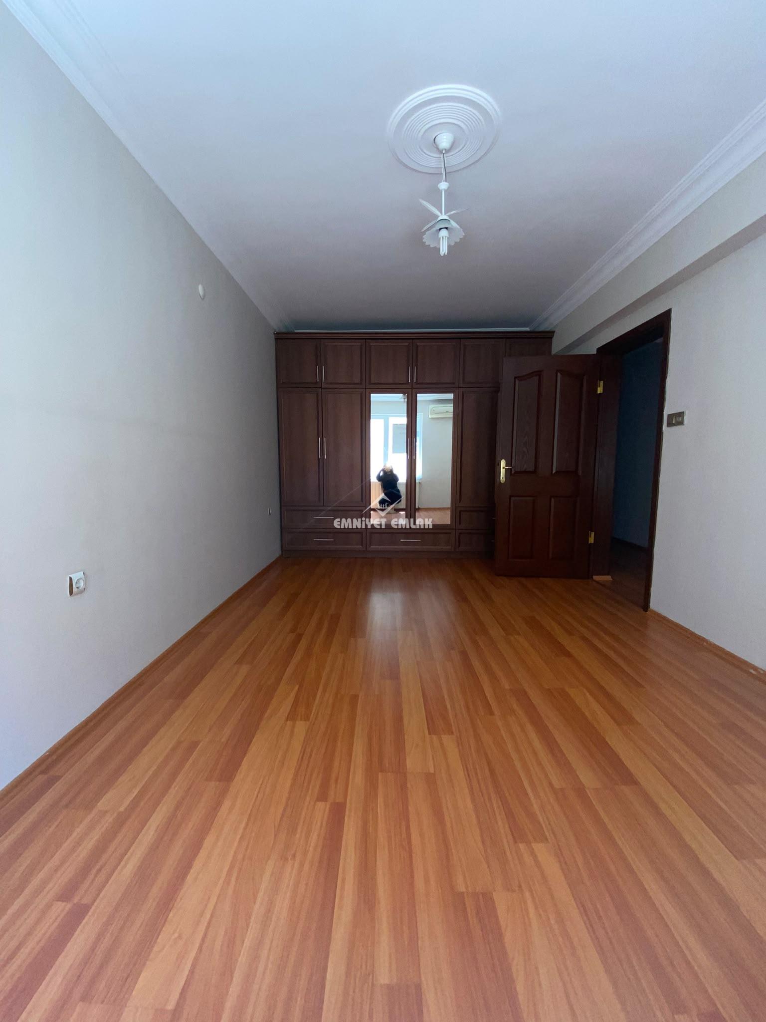 KDZ EREĞLİ SÜLEYMANLAR MH KADITARLASINDA 4+2 SATILIK DUBLEKS DAİRE