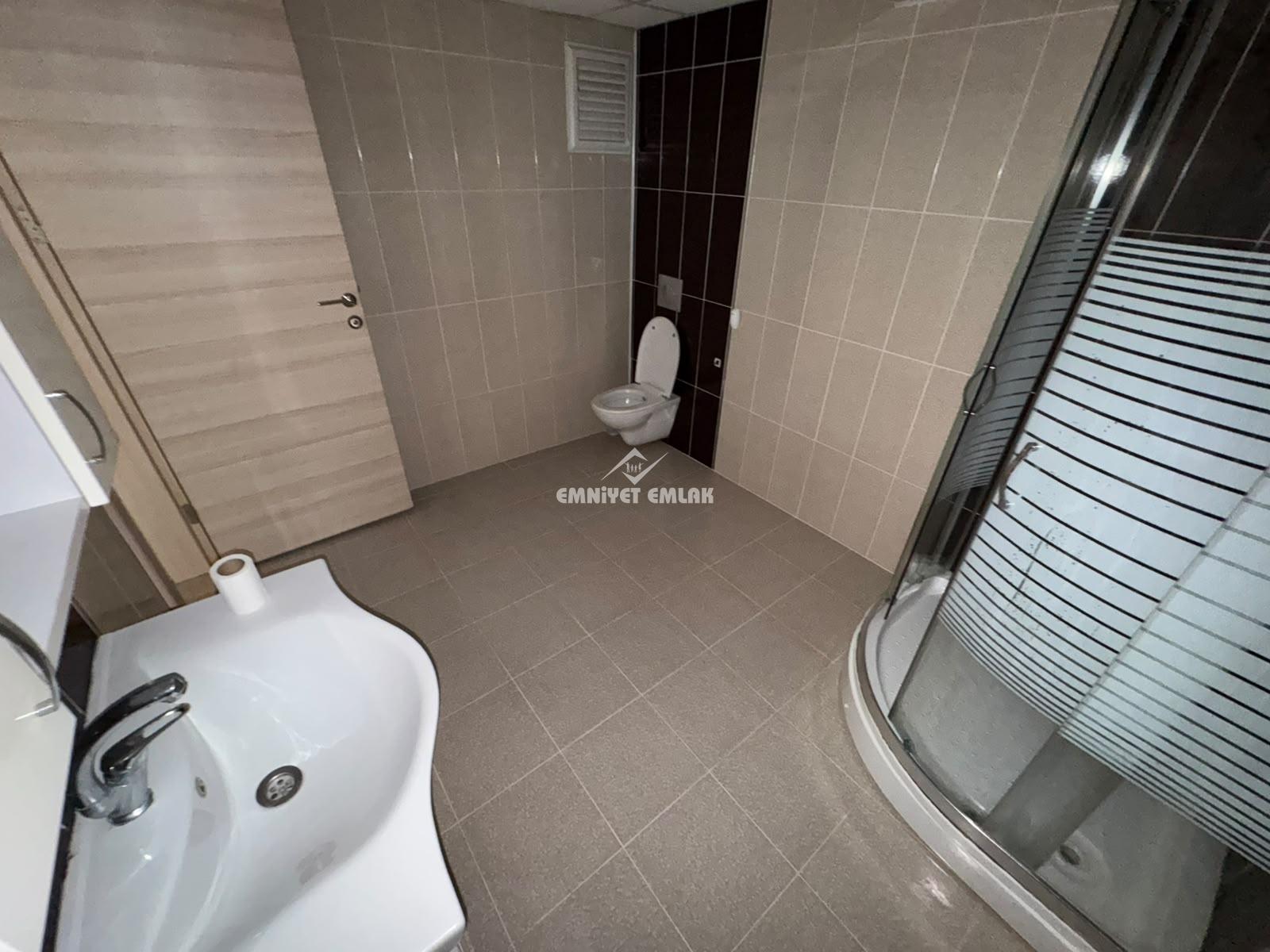 KDZ EREĞLİ KEPEZ MAHALLESİ ANAYOLA YAKIN  EBEVEYN BANYOLU 3+1 KİRALIK DAİRE