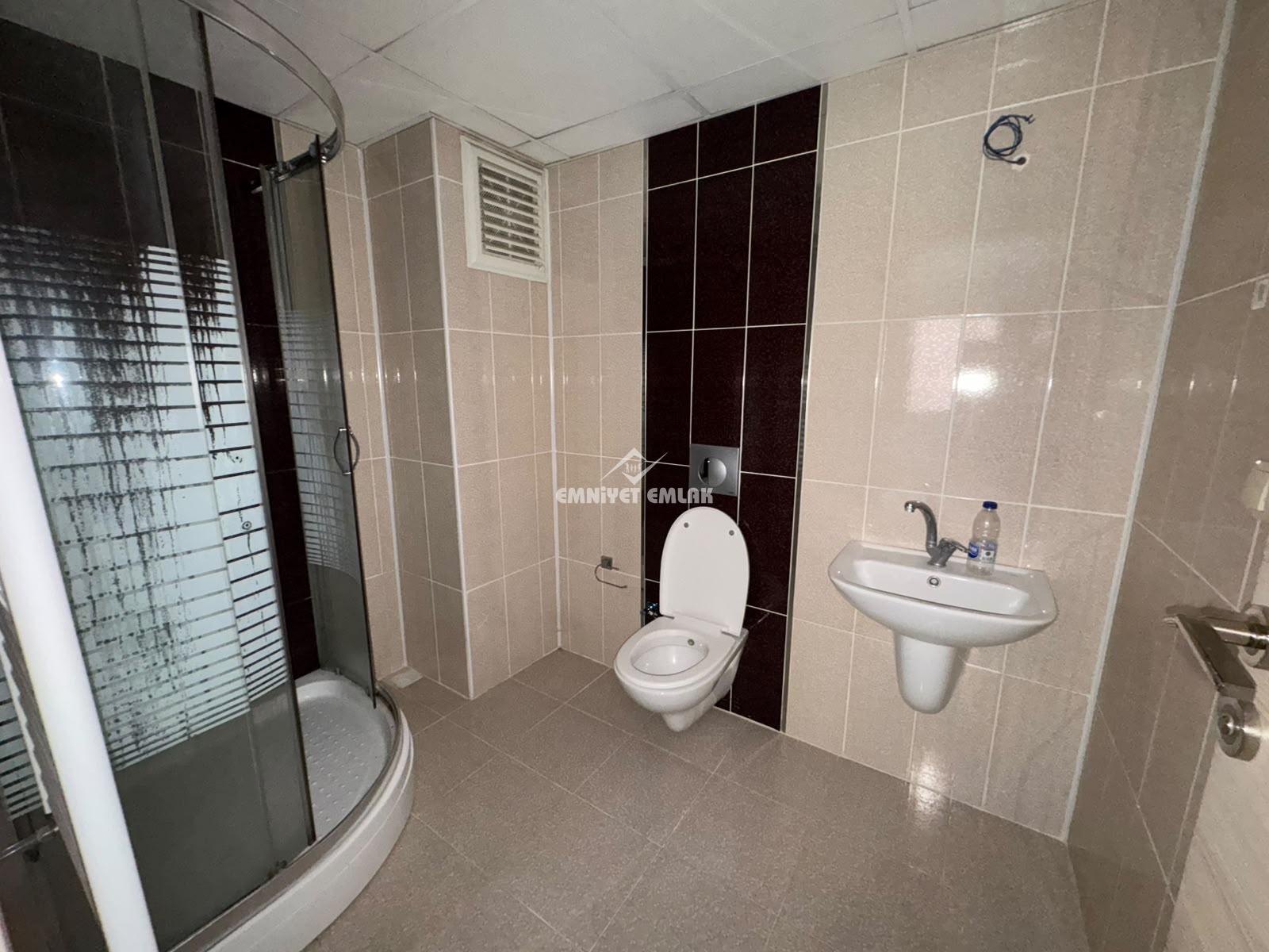 KDZ EREĞLİ KEPEZ MAHALLESİ ANAYOLA YAKIN  EBEVEYN BANYOLU 3+1 KİRALIK DAİRE