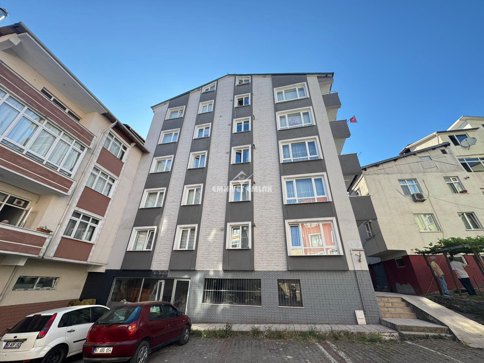 KDZ EREĞLİ MÜFTÜ MH. AVM’LER BÖLGESİNDE 3+1 EŞYASIZ KİRALIK DAİRE