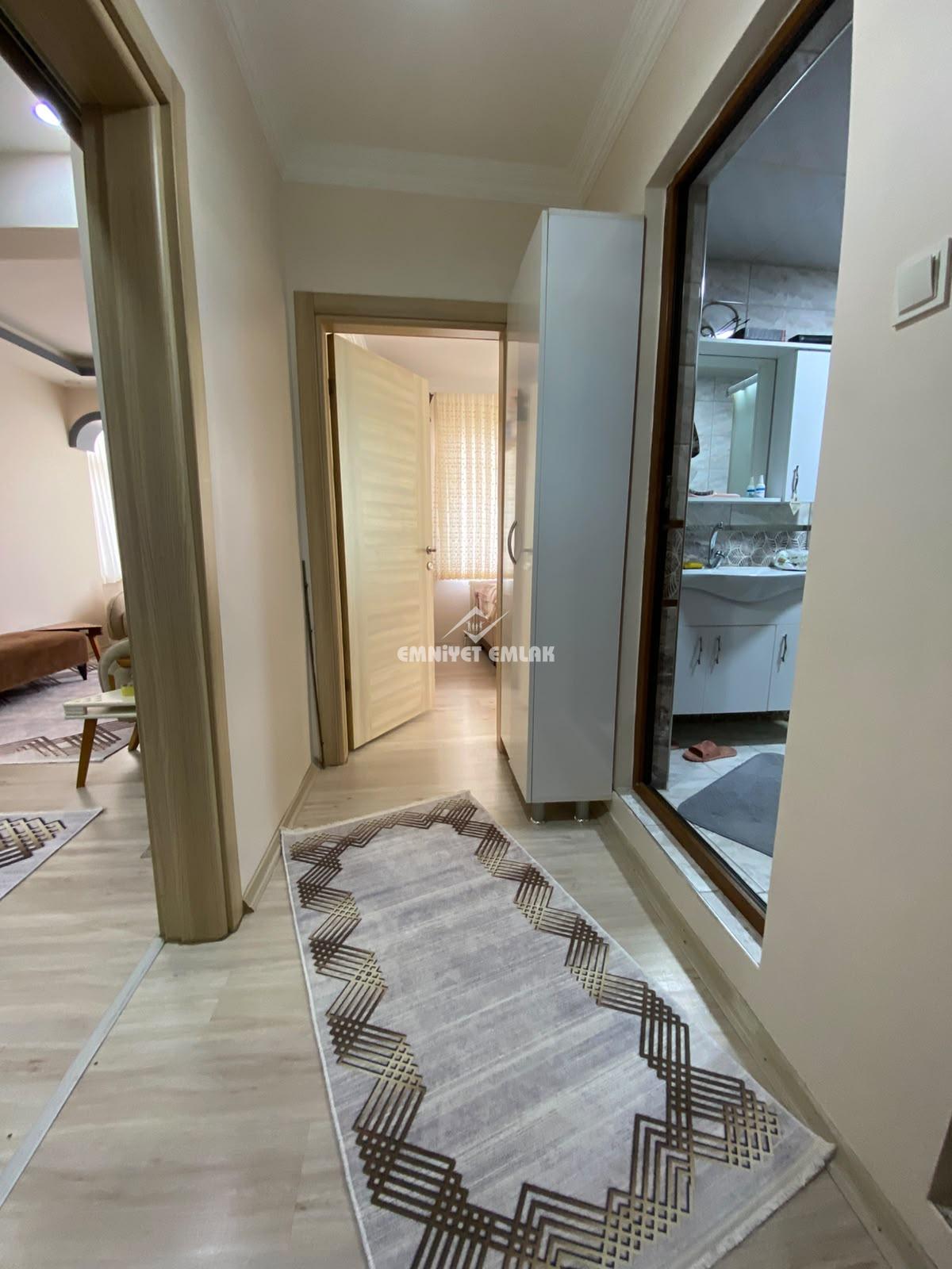 KDZ EREĞLİ MÜFTÜ MAHALLESİ İSTANBUL YOL AYRIMI MEVKİİ 2+1 SATILIK DAİRE