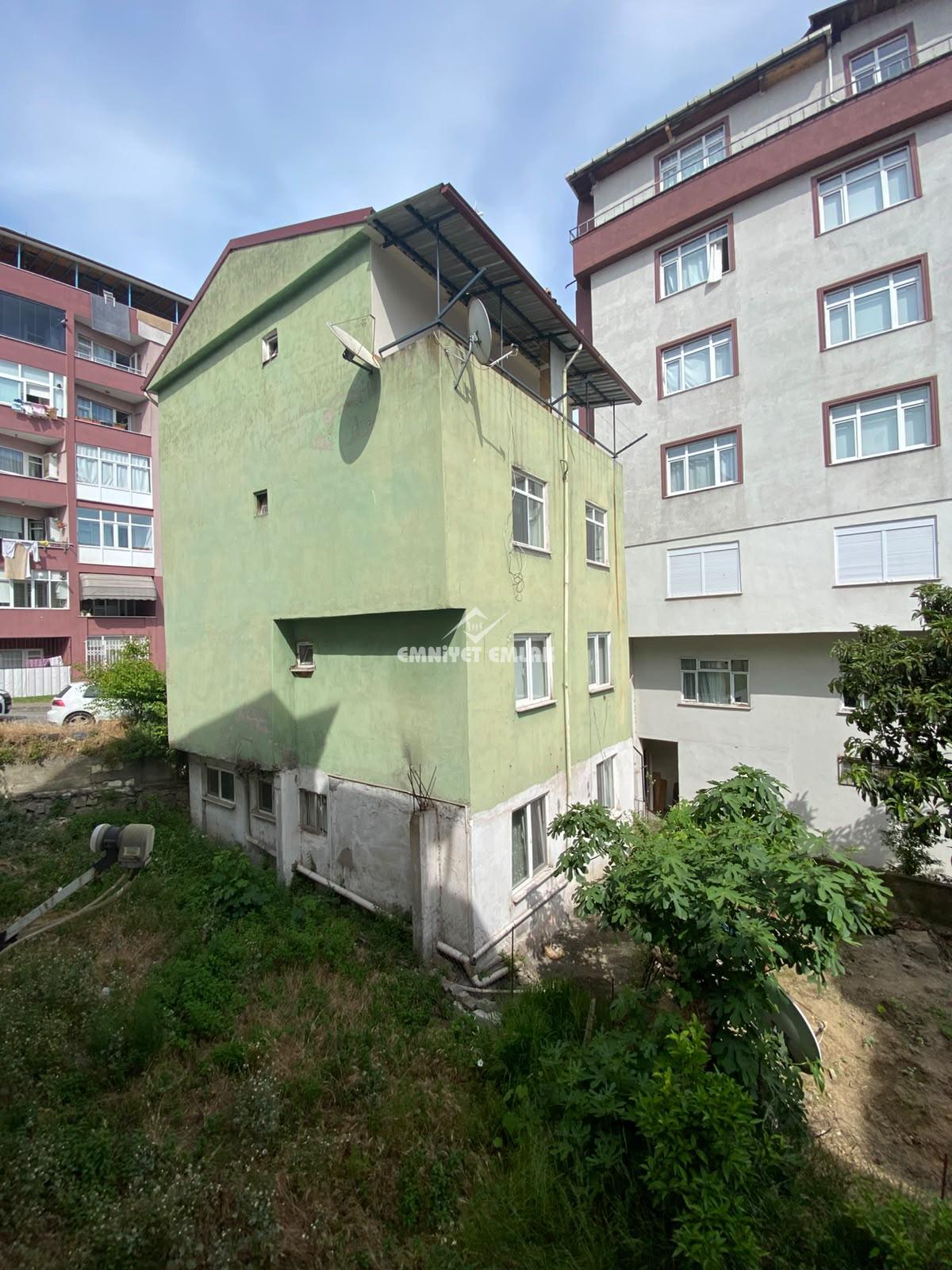 KDZ EREĞLİ MÜFTÜ MAHALLESİ İSTANBUL YOL AYRIMI MEVKİİ 2+1 SATILIK DAİRE