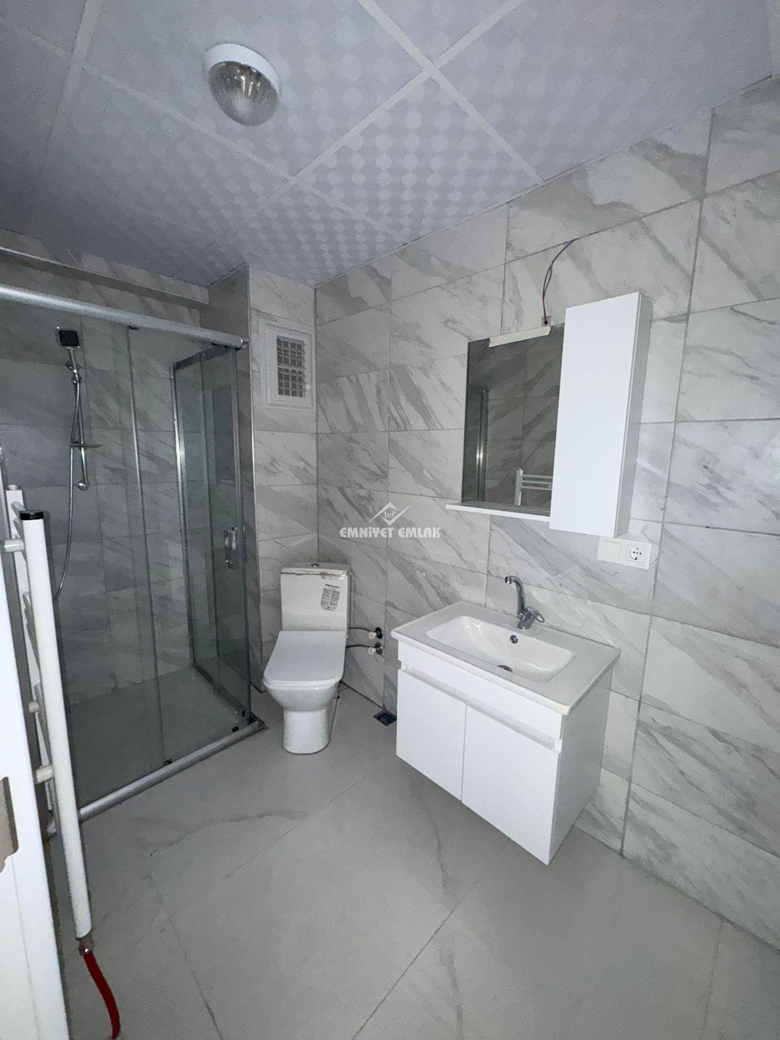 KDZ EREĞLİ KEPEZ MH ANAYOL ÜZERİNDE 2+1 EBEVEYN BANYOLU KİRALIK SIFIR DAİRE