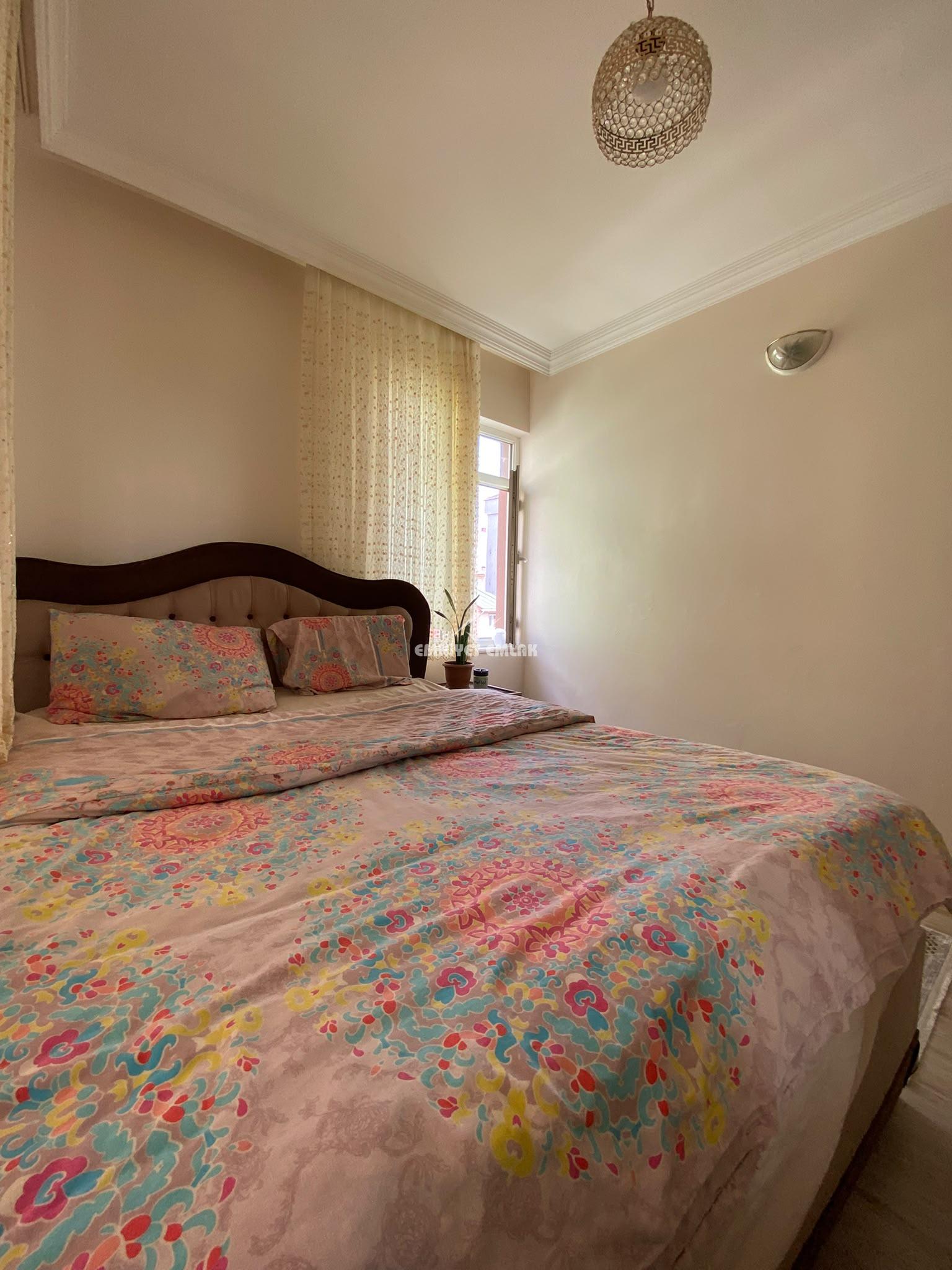 KDZ EREĞLİ MÜFTÜ MAHALLESİ İSTANBUL YOL AYRIMI MEVKİİ 2+1 SATILIK DAİRE