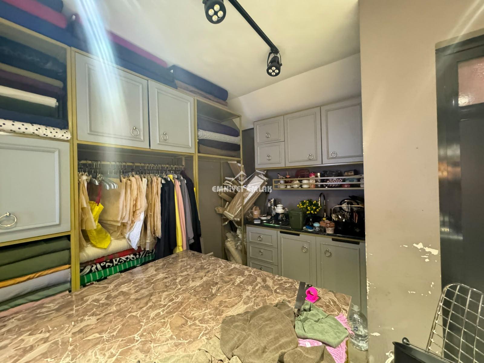 KDZ EREĞLİ İSTANBUL YOL AYRIMINDA DEVREN KİRALIK DÜKKAN
