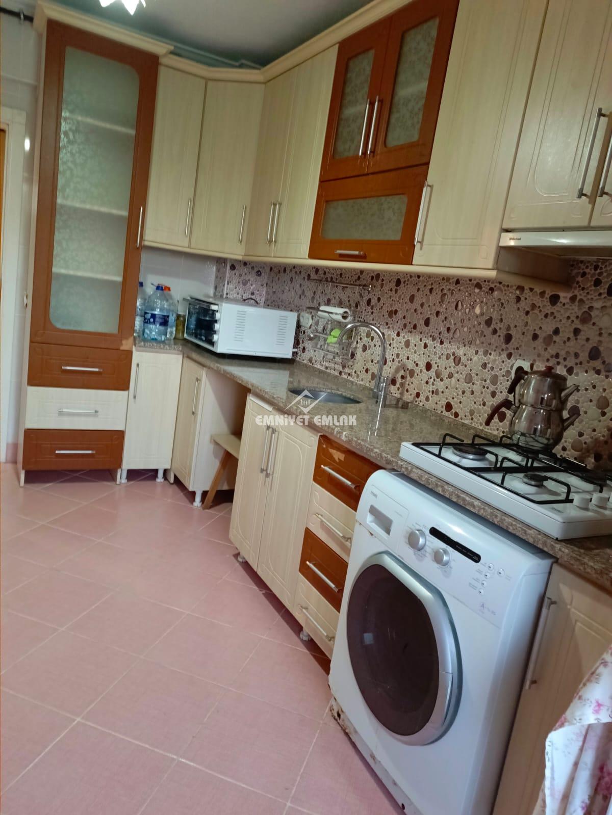 SARIKORKMAZ MAH. ARA KAT KİRALIK 3+1