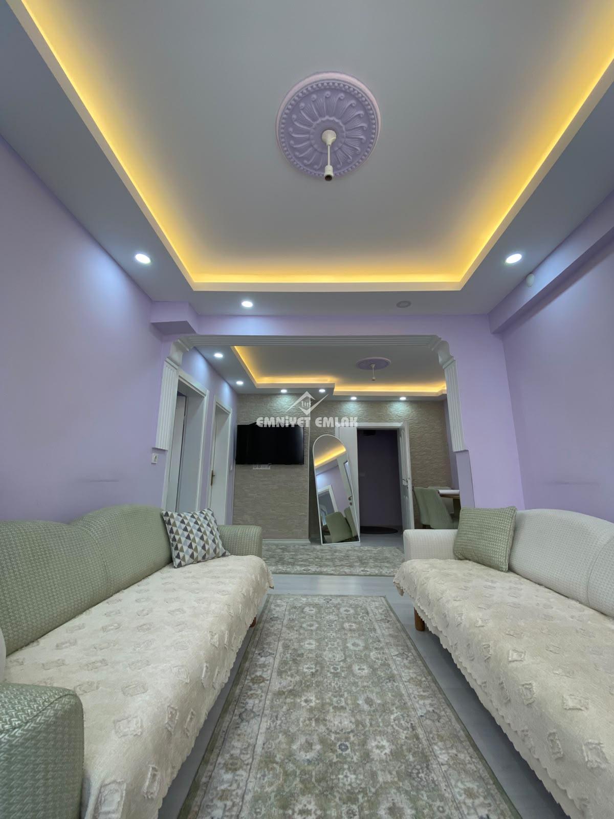 KDZ EREĞLİ HATİP SOKAKTA 2+1 EBEVEYN BANYOLU SATILIK DAİRE