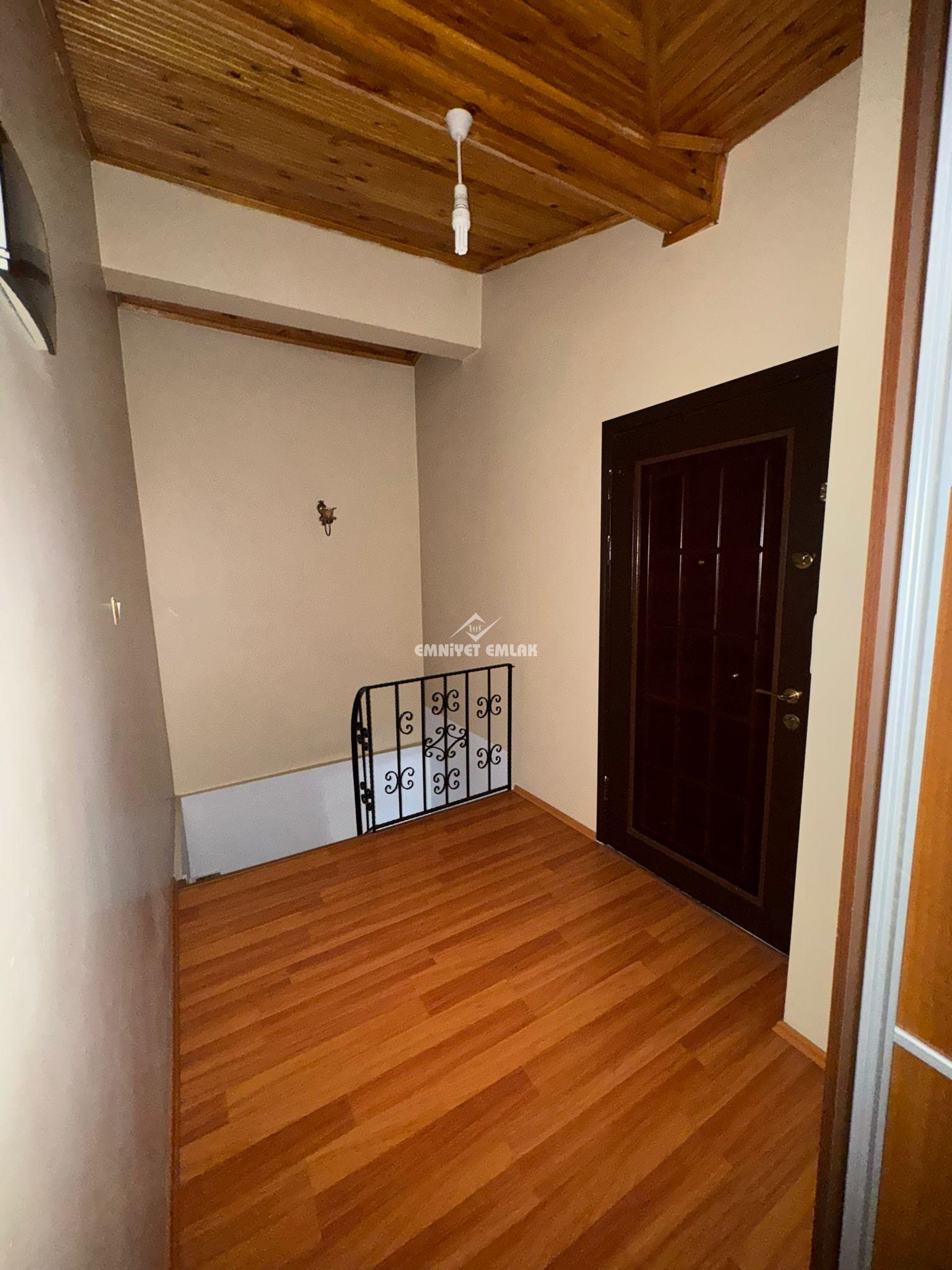 KDZ EREĞLİ SÜLEYMANLAR MH KADITARLASINDA 4+2 SATILIK DUBLEKS DAİRE