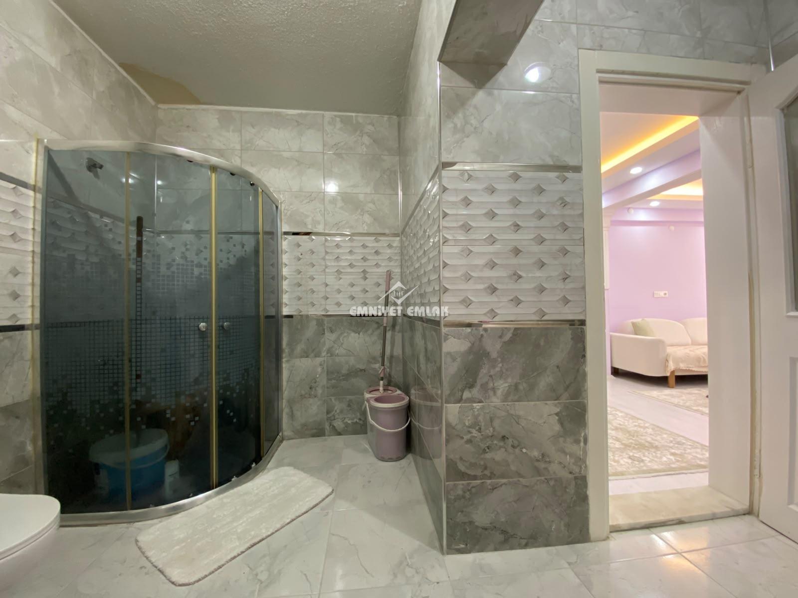 KDZ EREĞLİ HATİP SOKAKTA 2+1 EBEVEYN BANYOLU SATILIK DAİRE