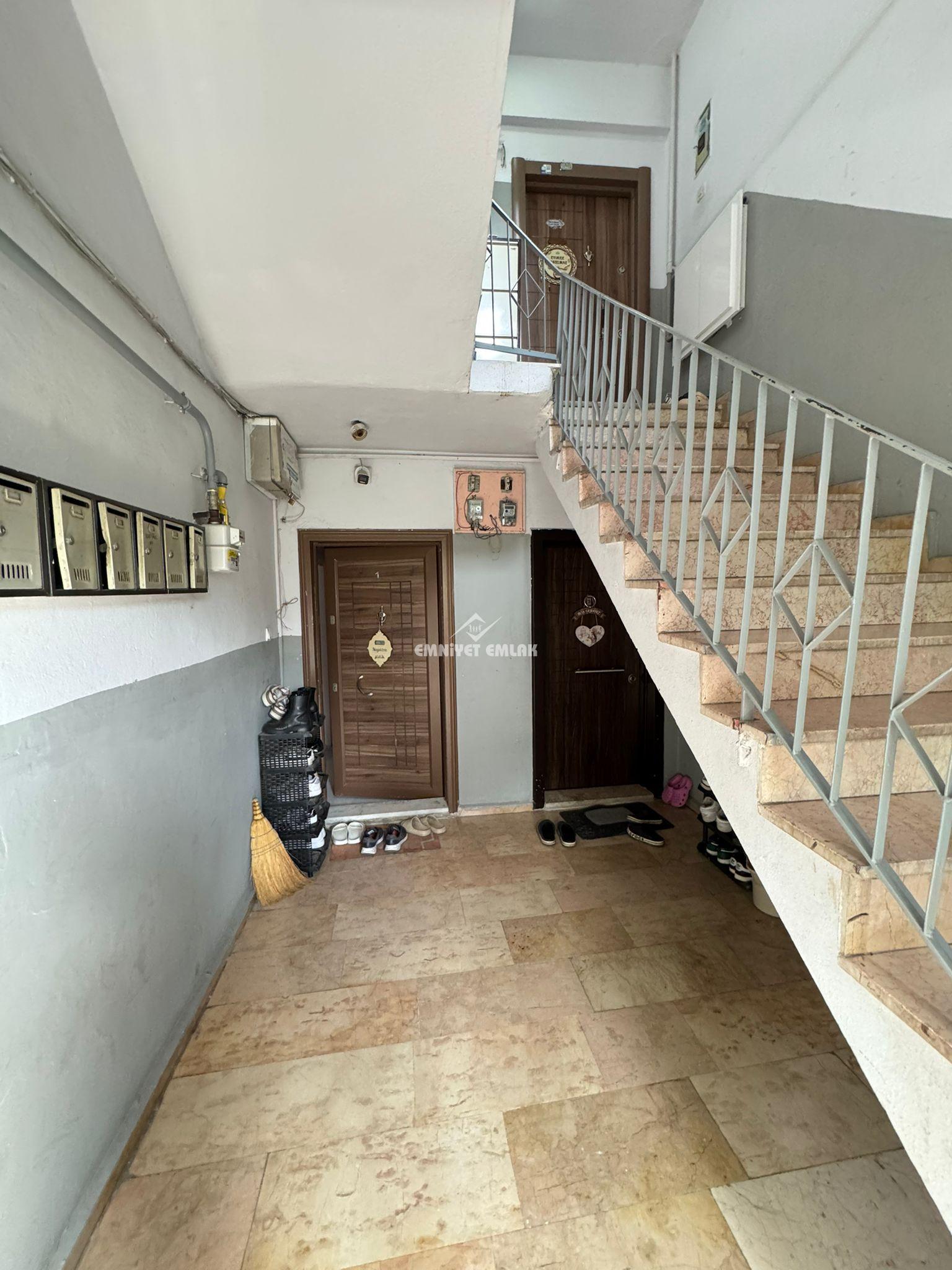 KDZ EREĞLİ HATİP SOKAKTA 2+1 EBEVEYN BANYOLU SATILIK DAİRE