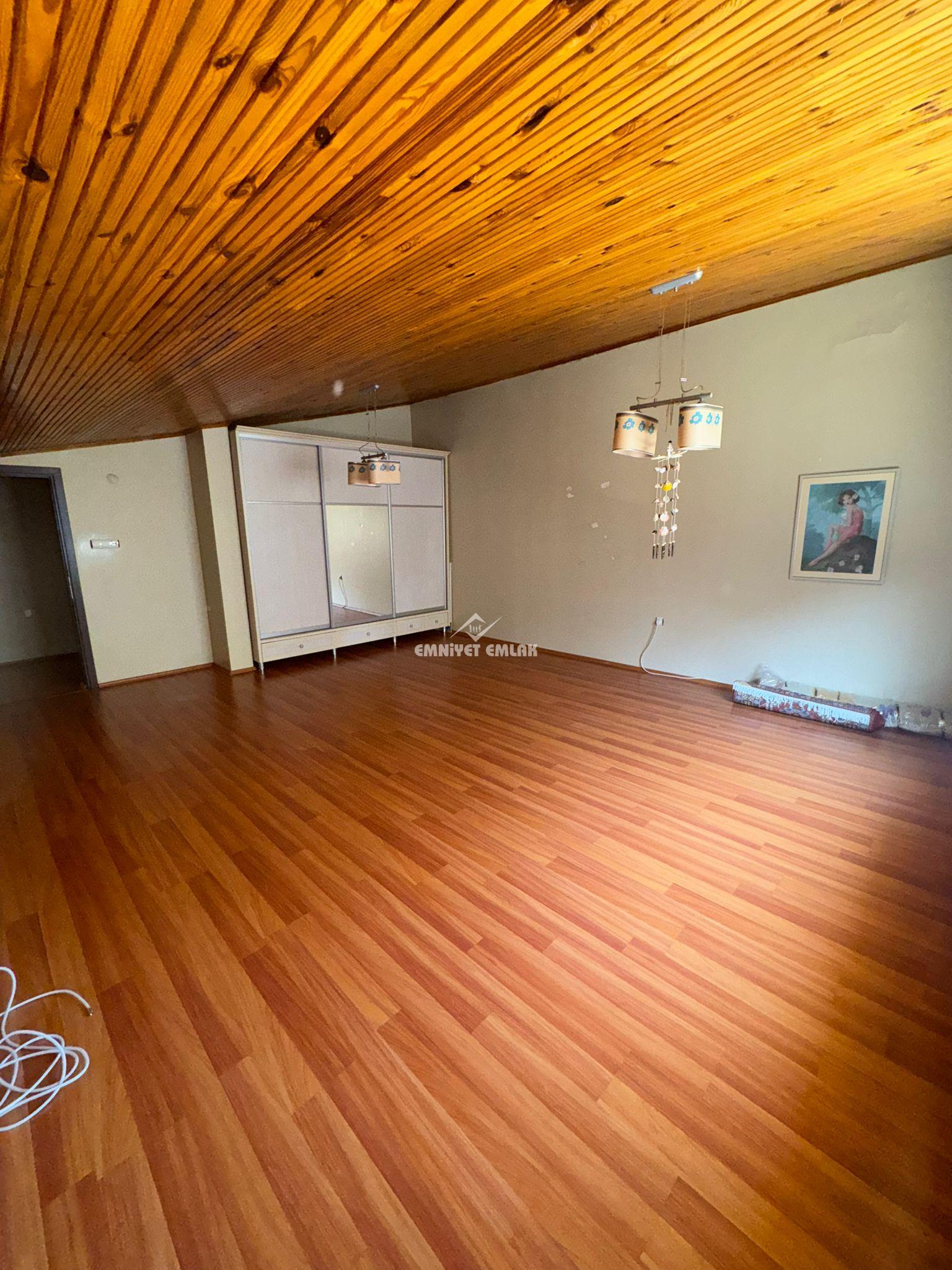 KDZ EREĞLİ SÜLEYMANLAR MH KADITARLASINDA 4+2 SATILIK DUBLEKS DAİRE