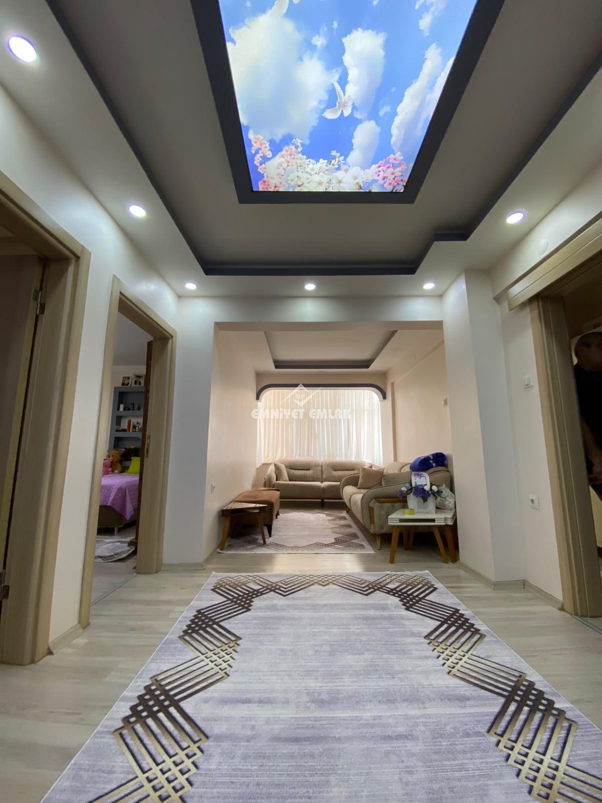 KDZ EREĞLİ MÜFTÜ MAHALLESİ İSTANBUL YOL AYRIMI MEVKİİ 2+1 SATILIK DAİRE