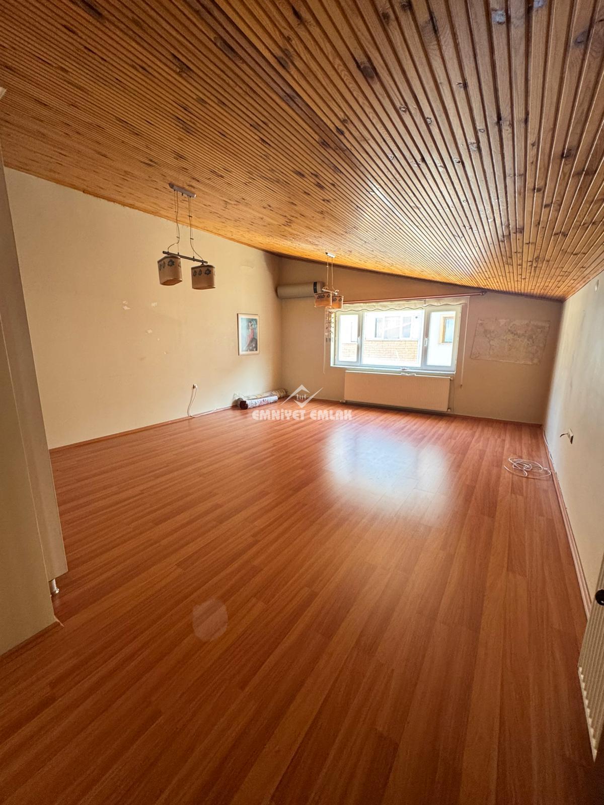 KDZ EREĞLİ SÜLEYMANLAR MH KADITARLASINDA 4+2 SATILIK DUBLEKS DAİRE