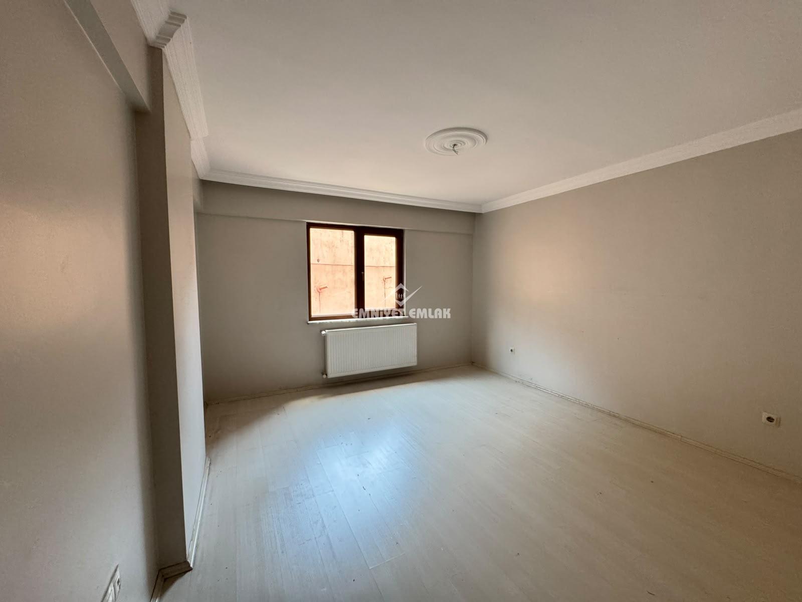 KDZ EREĞLİ KEPEZ MAHALLESİ ANAYOLA YAKIN  EBEVEYN BANYOLU 3+1 KİRALIK DAİRE