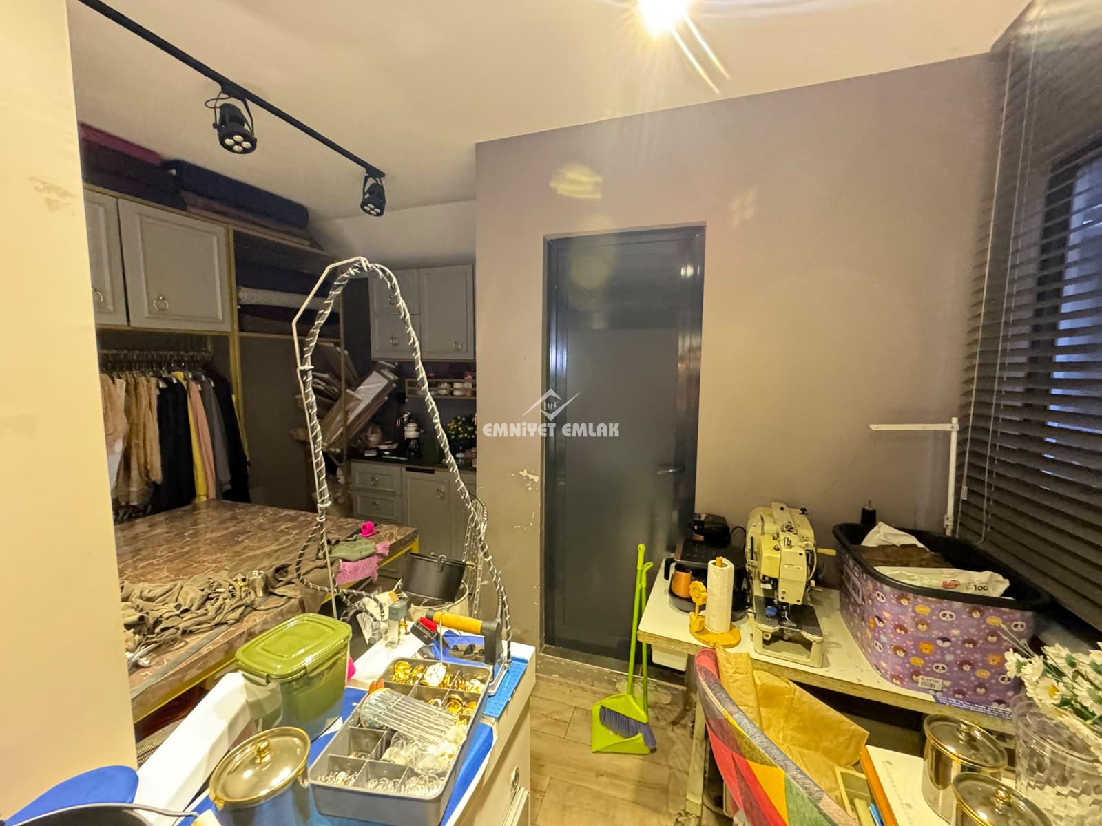KDZ EREĞLİ İSTANBUL YOL AYRIMINDA DEVREN KİRALIK DÜKKAN