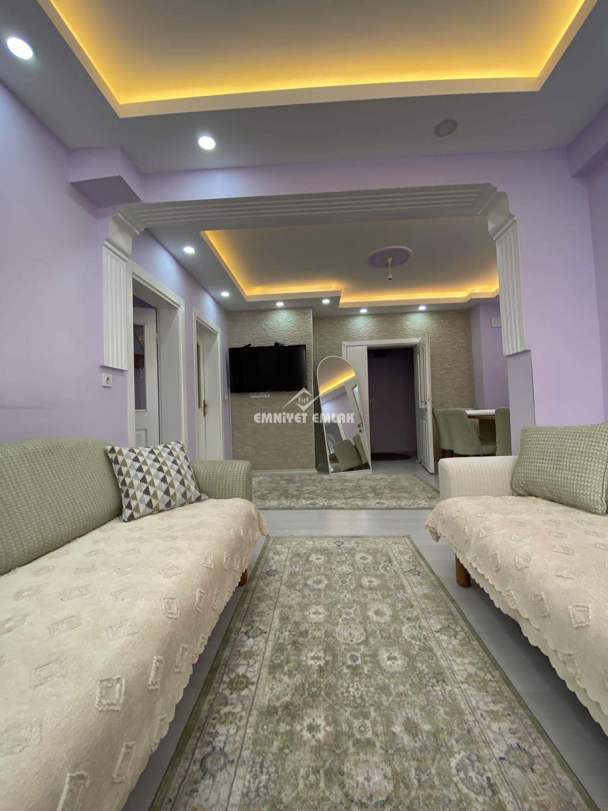 KDZ EREĞLİ HATİP SOKAKTA 2+1 EBEVEYN BANYOLU SATILIK DAİRE