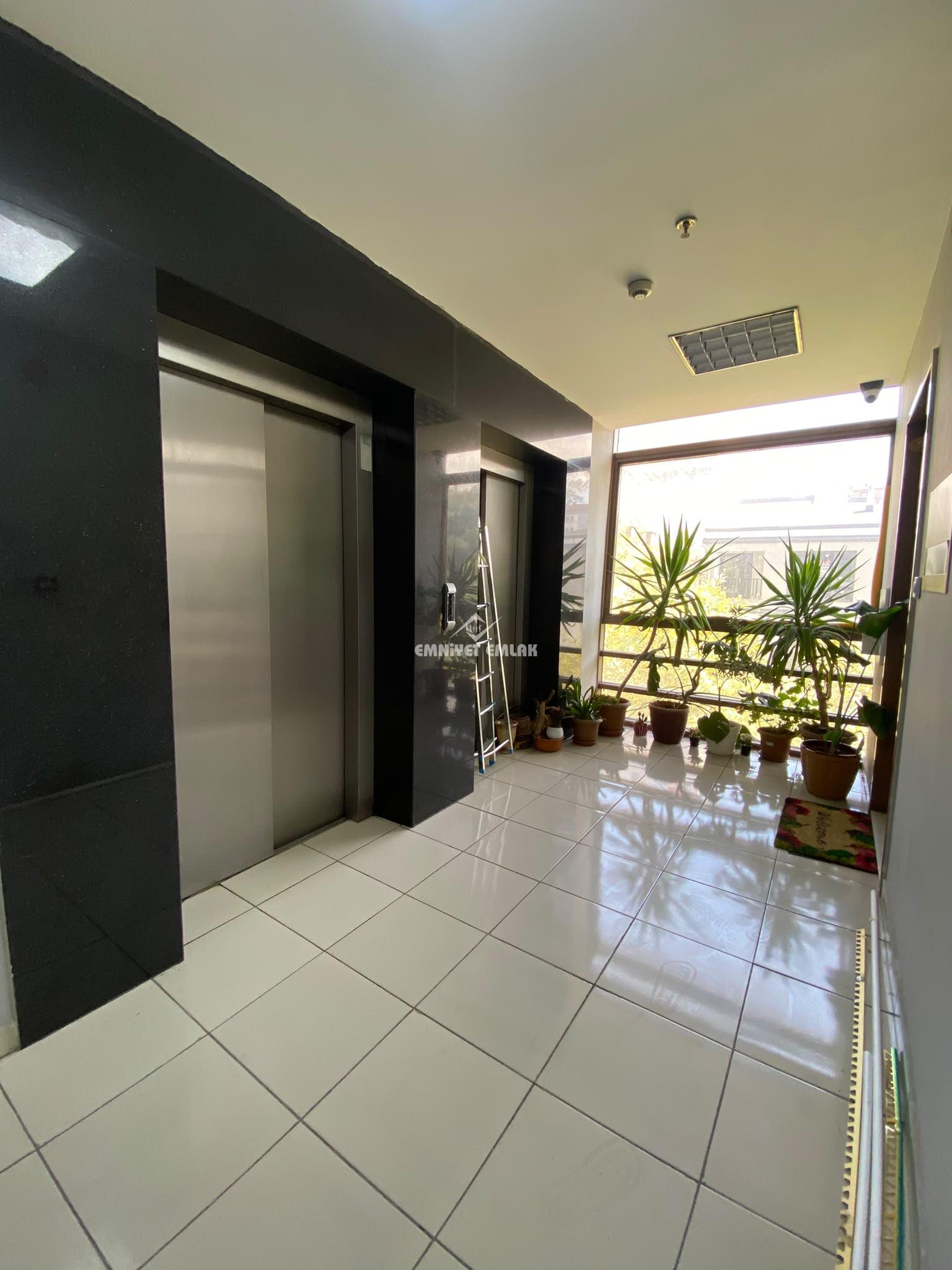KDZ EREĞLİ AYCİTY AVM ‘DE (DAİRE OLARAKTA KULLANIMA UYGUN) KİRALIK OFİS