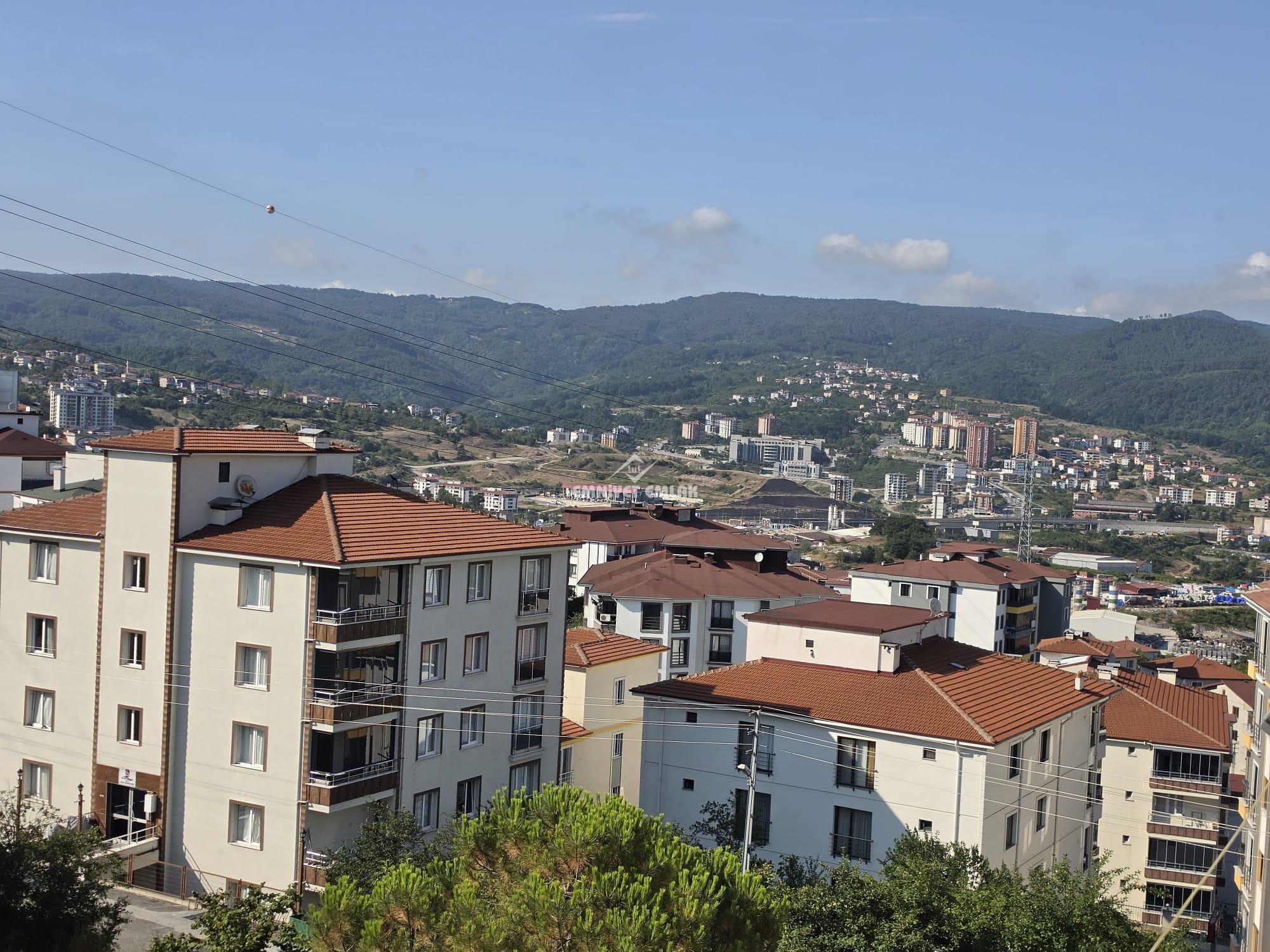 Kdz Ereğli Kepez Dağ Evlerinde 3+1 Ebeveyn Banyolu Kiralık Daire
